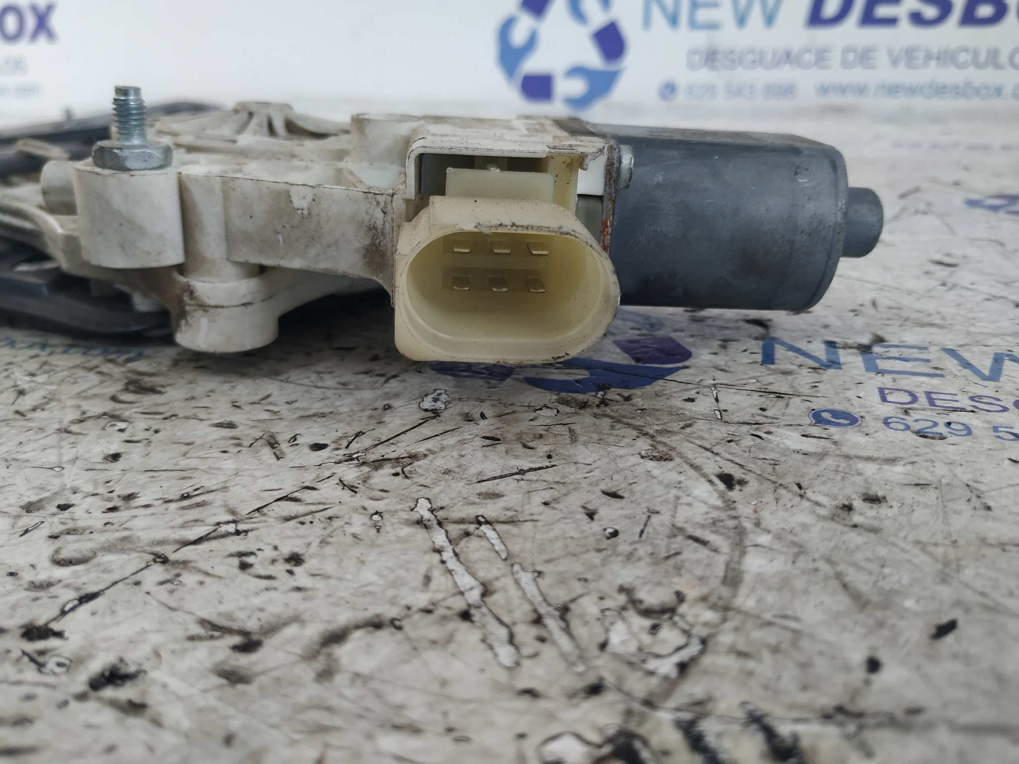 ELEVALUNAS DELANTERO DERECHO BMW SERIE 1 BERLINA (E81/E87) - vista 3