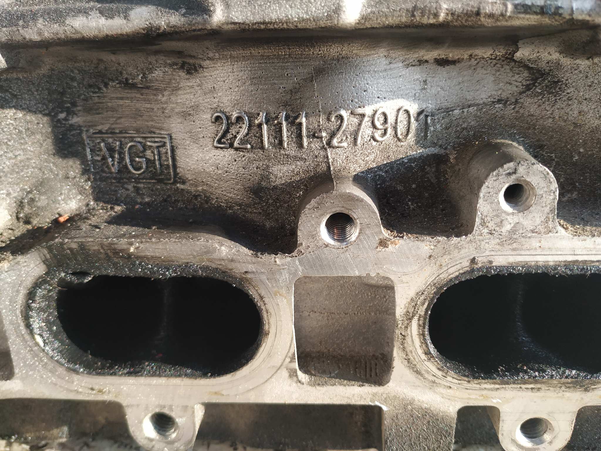 CULATA HYUNDAI TRAJET (FO) - vista 8