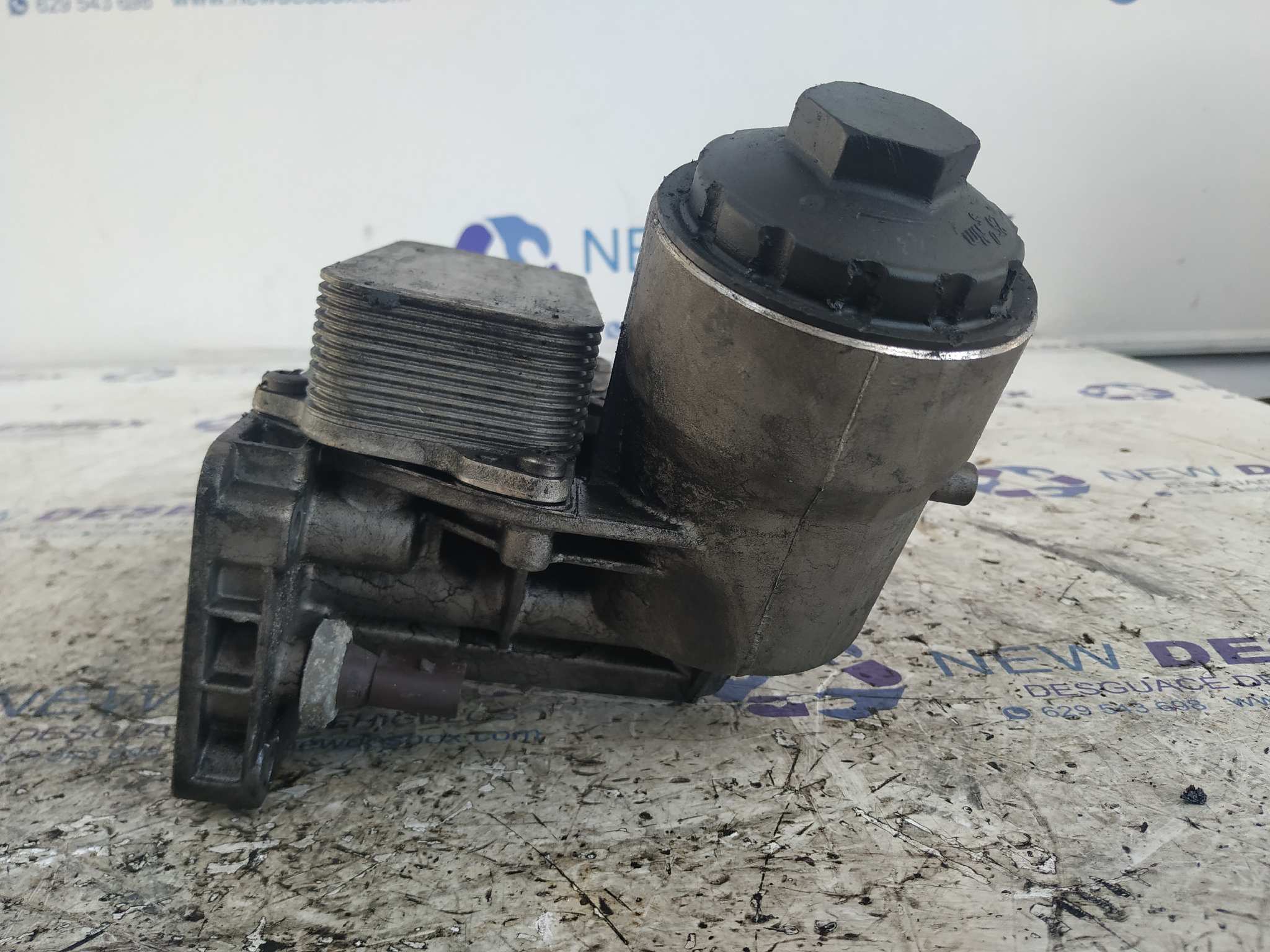 ENFRIADOR ACEITE MOTOR VOLKSWAGEN TOUAREG (7LA) - vista 2
