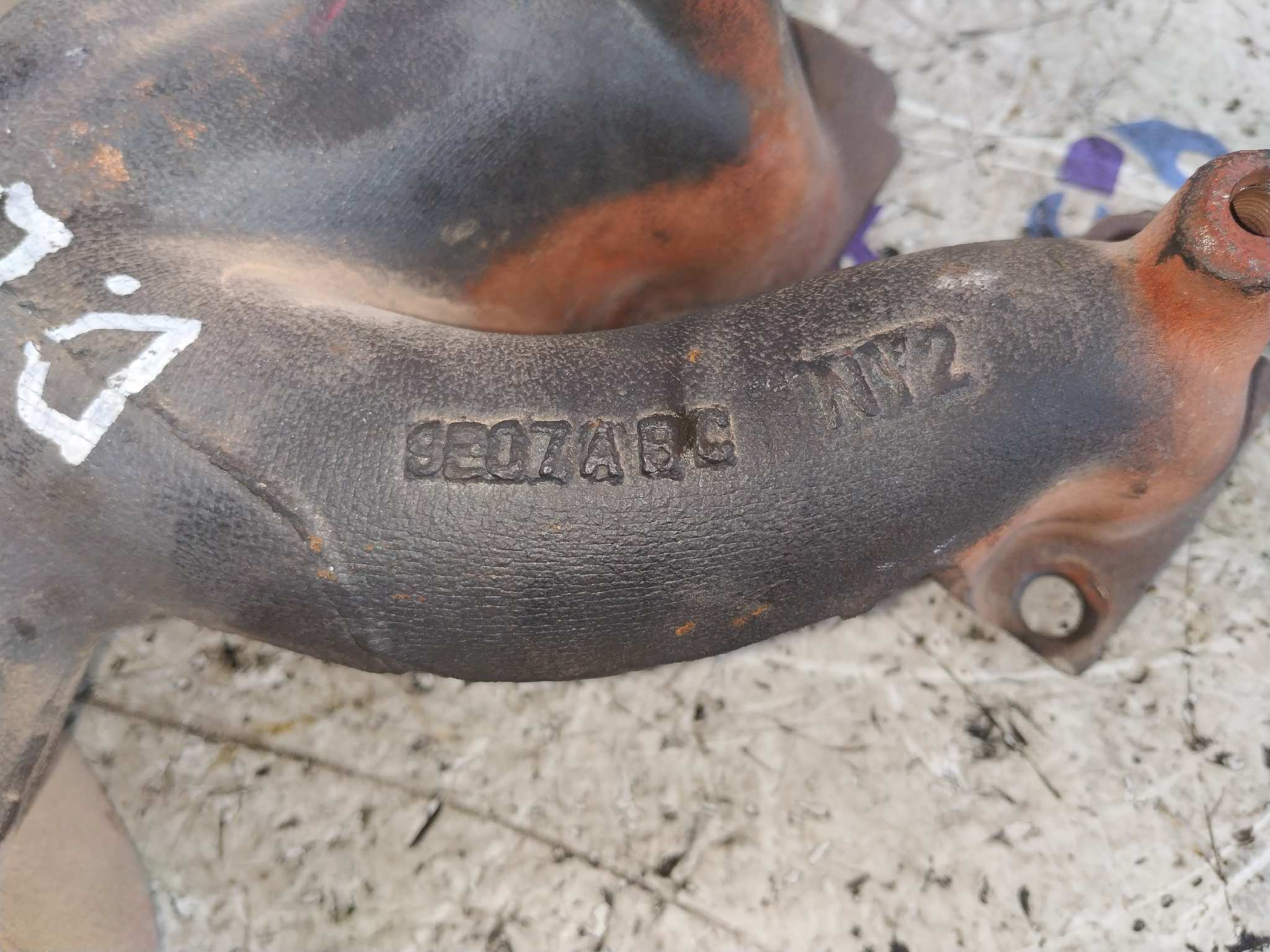 COLECTOR ESCAPE DAEWOO LANOS 1.5 - vista 2