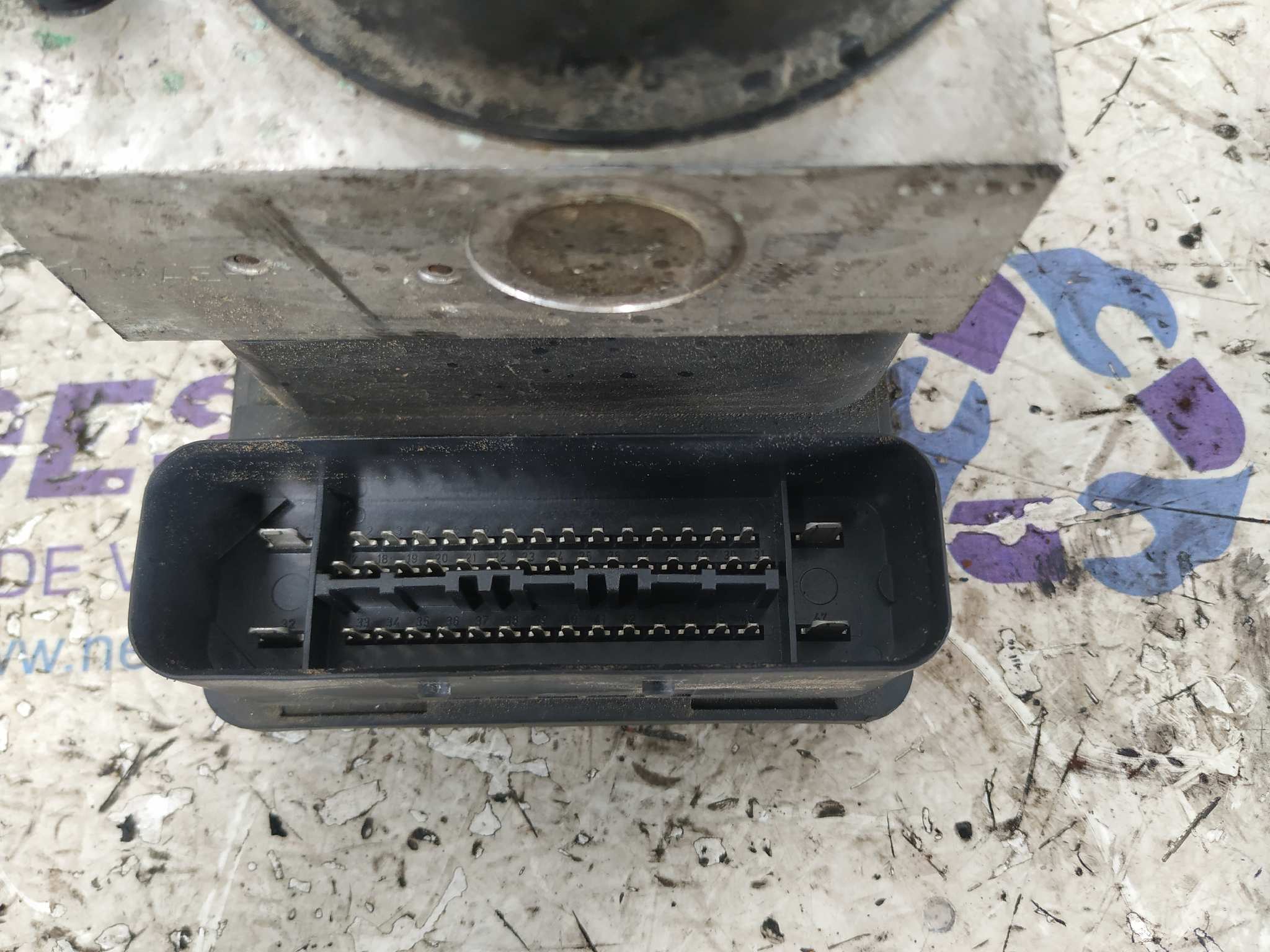 ABS VOLKSWAGEN POLO BERLINA (6N2) - vista 4