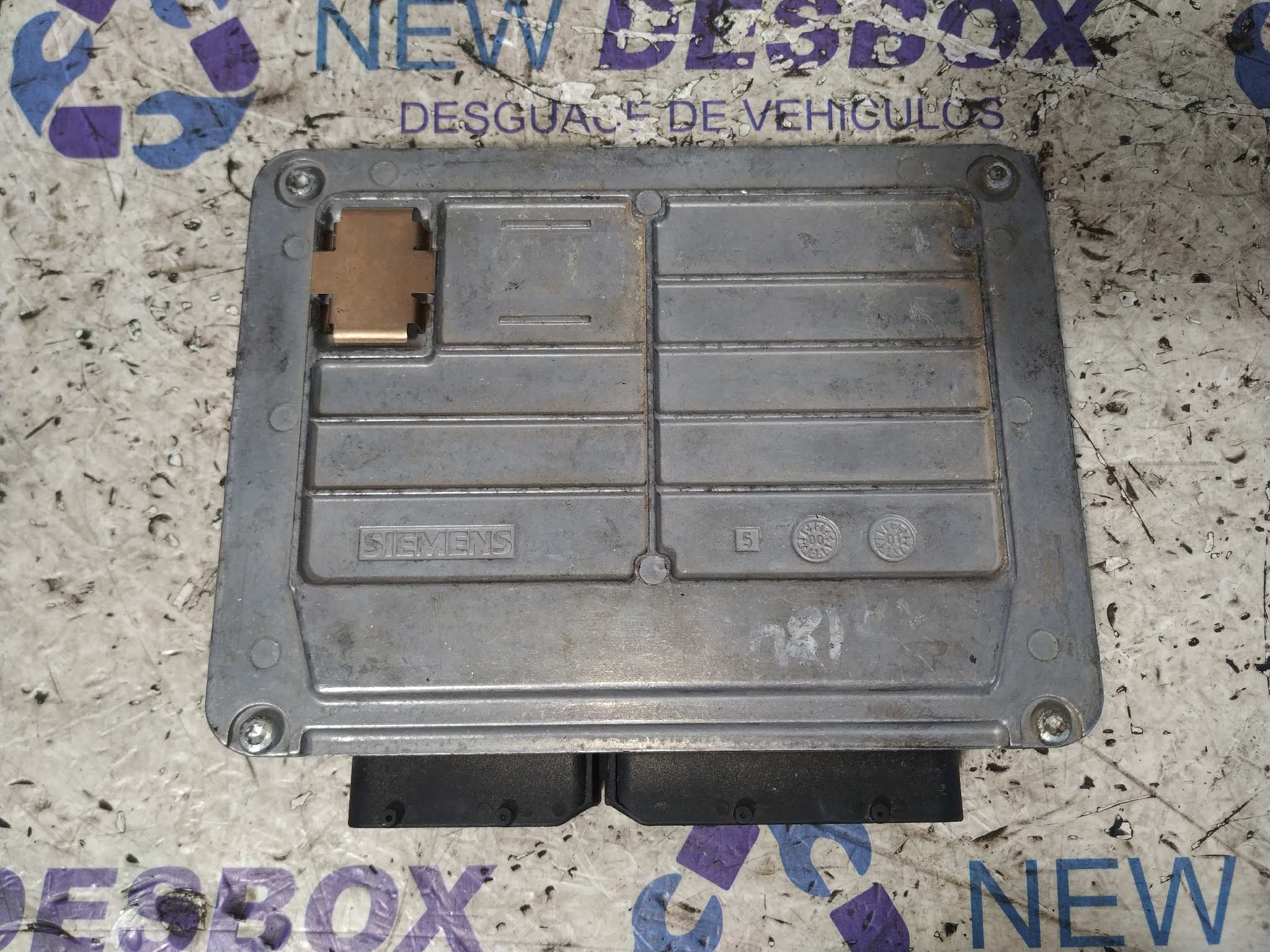 CENTRALITA MOTOR UCE SKODA FABIA (6Y2/6Y3) - vista 2