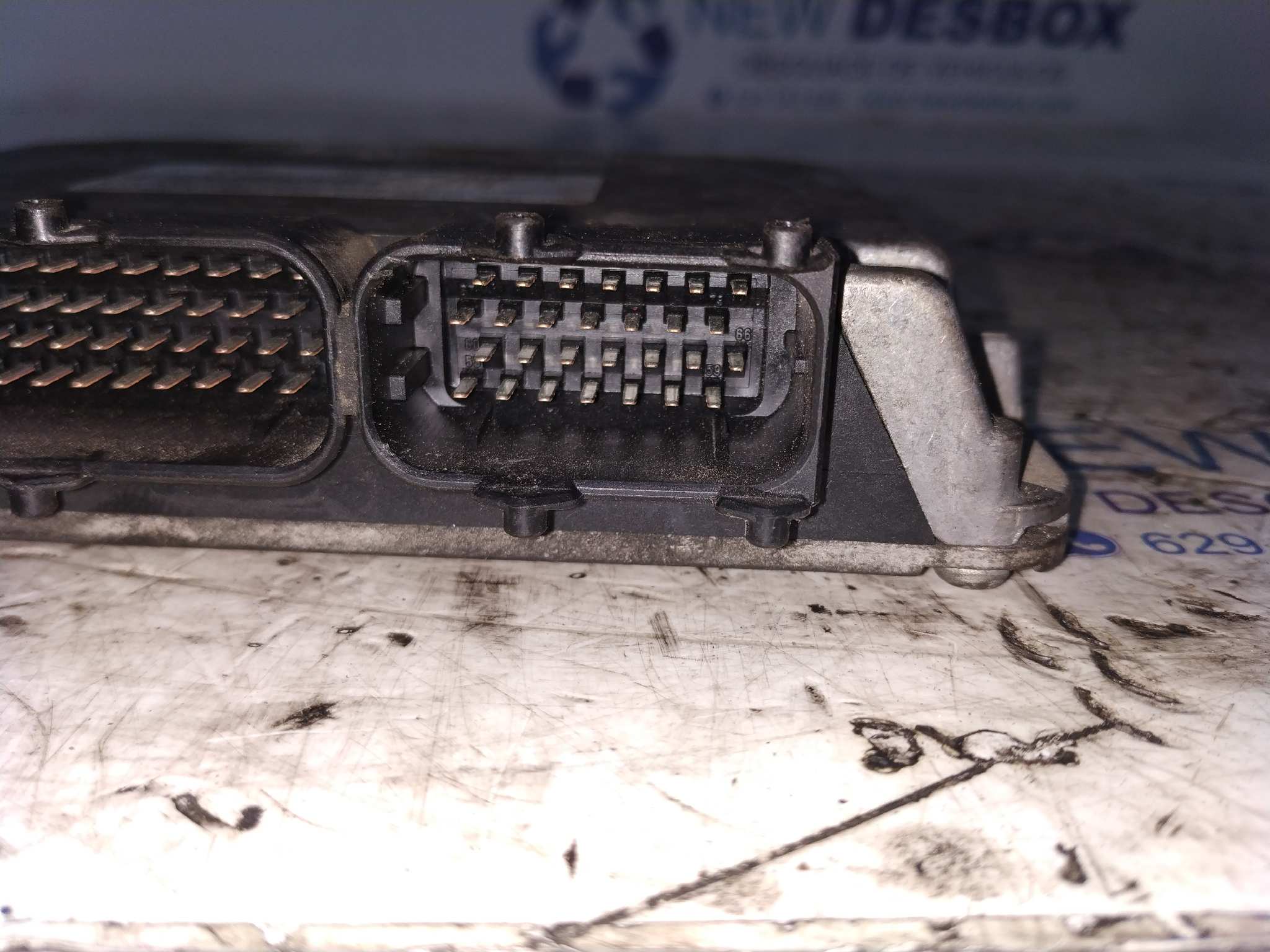 CENTRALITA MOTOR UCE VOLKSWAGEN GOLF IV BERLINA (1J1) - vista 4