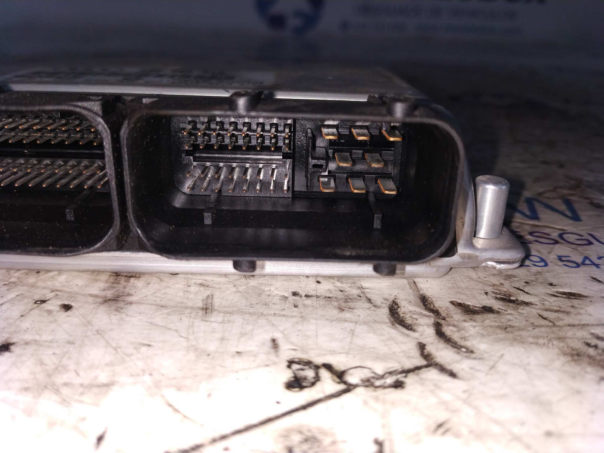 CENTRALITA MOTOR UCE AUDI A6 AVANT (4B5) - vista 3