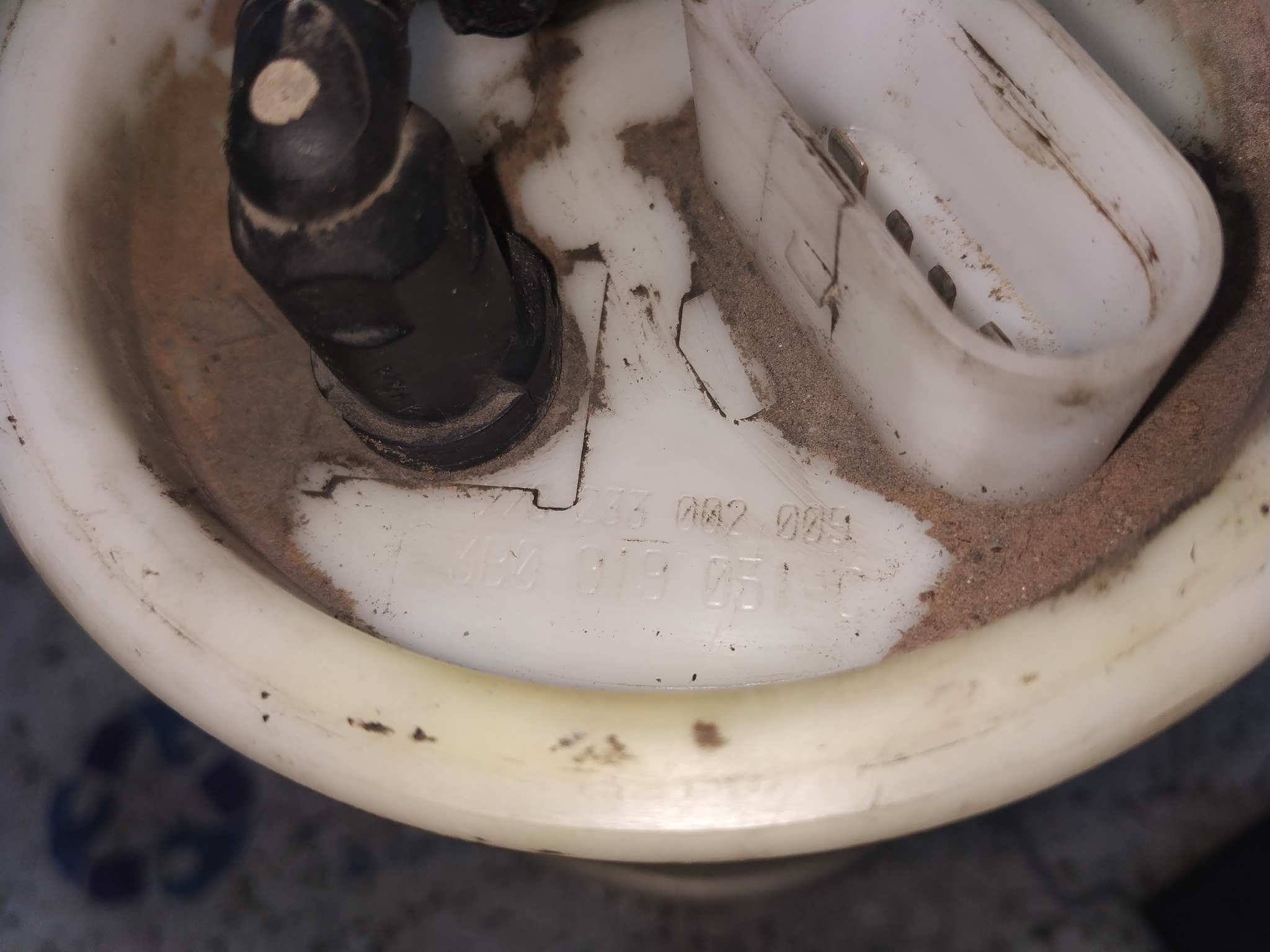 AFORADOR VOLKSWAGEN PASSAT BERLINA (3B3) - vista 4