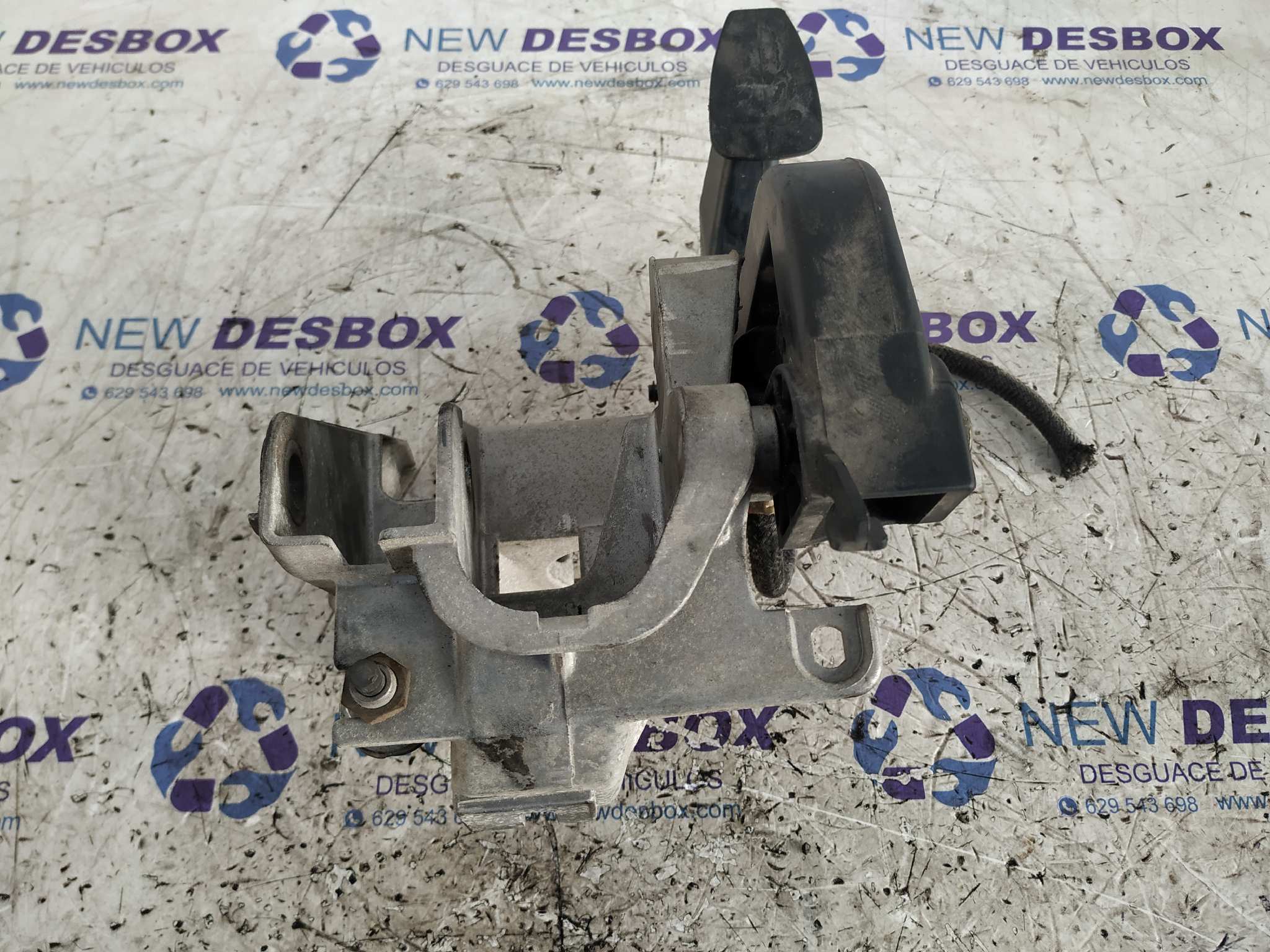 PEDAL EMBRAGUE VOLKSWAGEN LT CAJA ABIERTA (MOD. 1997) - vista 4