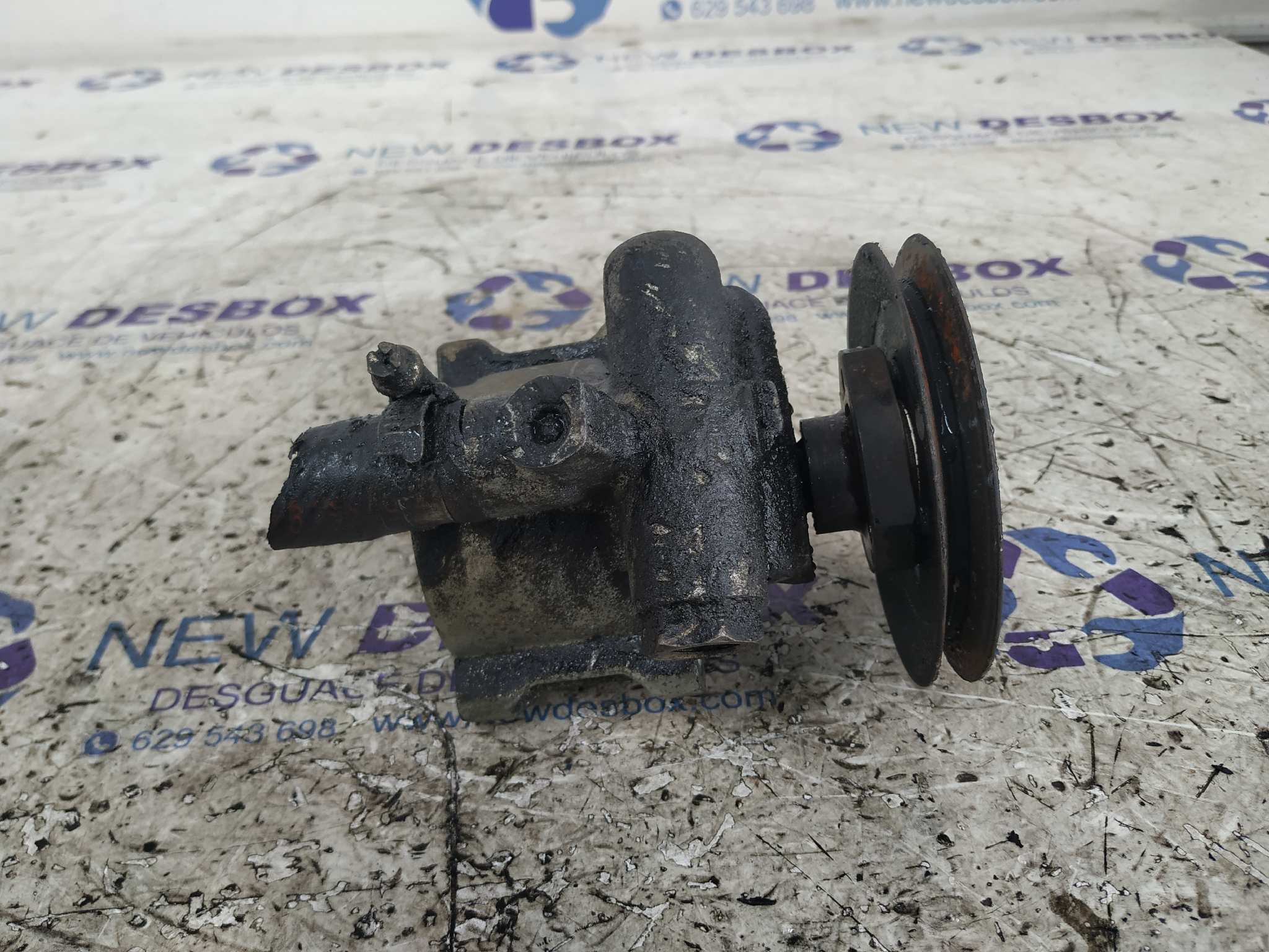 BOMBA DIRECCION VOLKSWAGEN GOLF III BERLINA (1H1) - vista 5