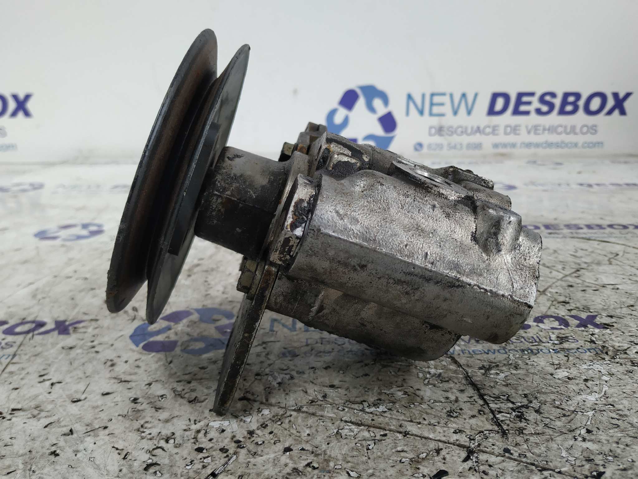 BOMBA DIRECCION VOLKSWAGEN SANTANA (327) - vista 2