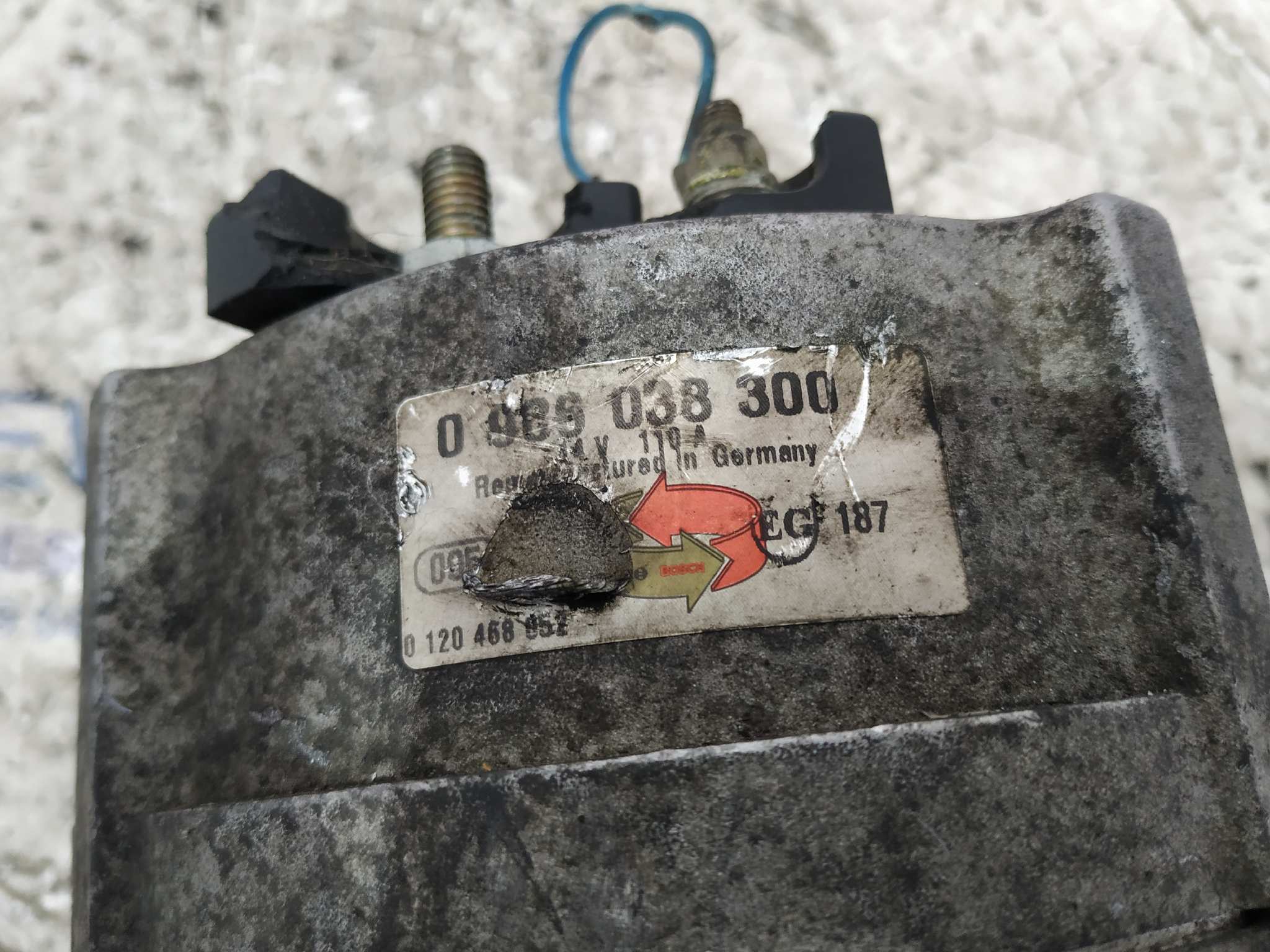 ALTERNADOR AUDI 100 BERLINA (C4) - vista 5