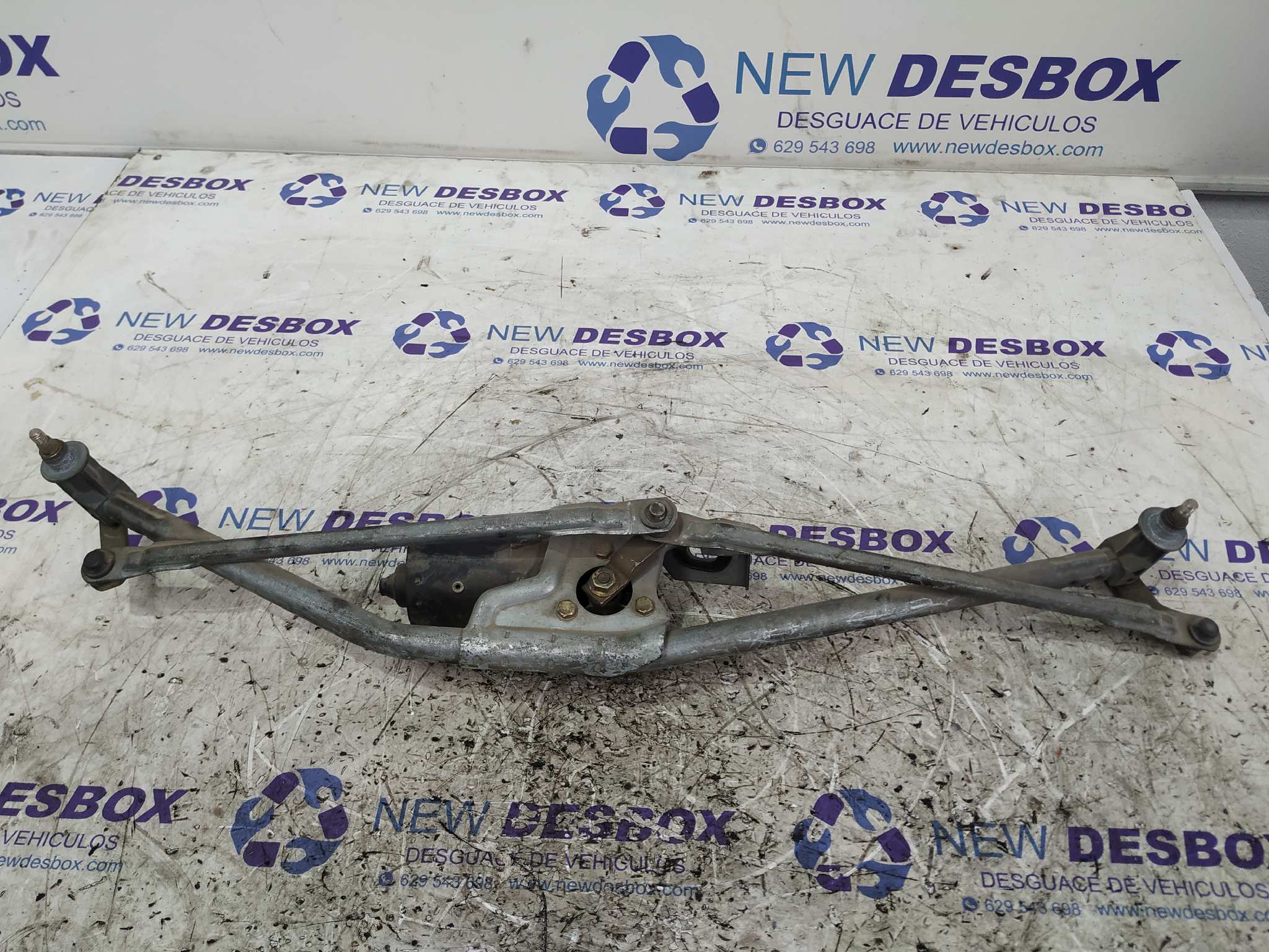 MOTOR LIMPIA DELANTERO VOLKSWAGEN T4 TRANSPORTER/FURGONETA (MOD. 1991) - vista 5