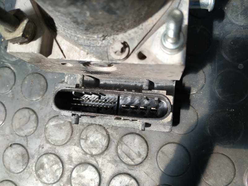 ABS FORD MONDEO BERLINA (GE) - vista 4