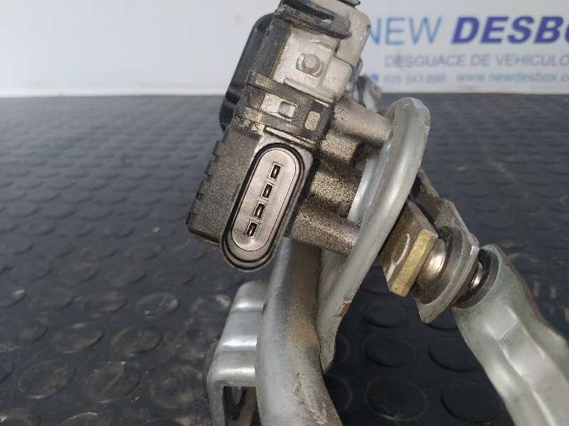 MOTOR LIMPIA DELANTERO VOLKSWAGEN PASSAT BERLINA (3B3) - vista 4