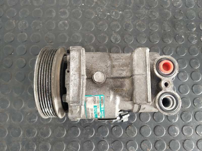 COMPRESOR AIRE ACONDICIONADO FORD FIESTA (CBK) - vista 4