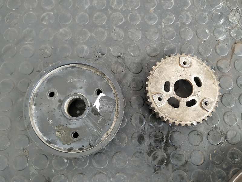 POLEA BOMBA INYECTORA FORD FIESTA BERLINA