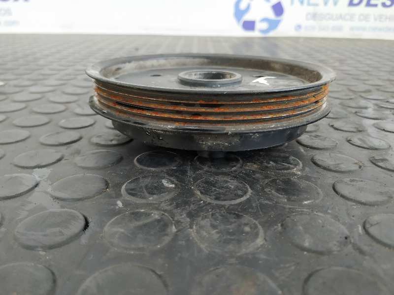 POLEA BOMBA INYECTORA FORD FIESTA BERLINA - vista 6