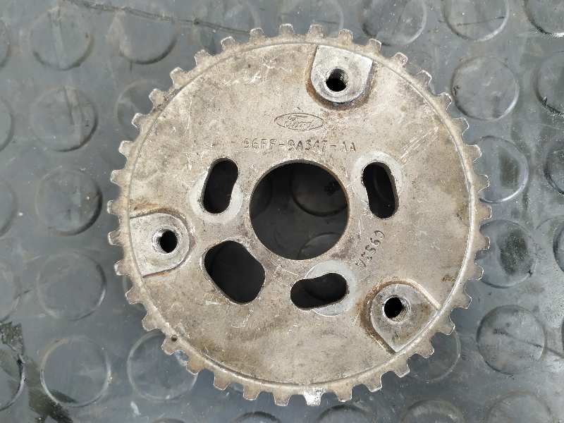 POLEA BOMBA INYECTORA FORD FIESTA BERLINA - vista 4