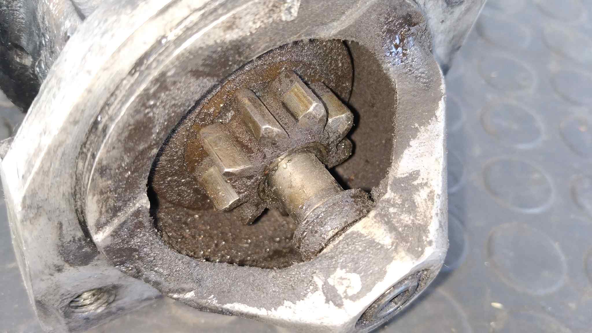 MOTOR ARRANQUE NISSAN VANETTE (C 220) - vista 2