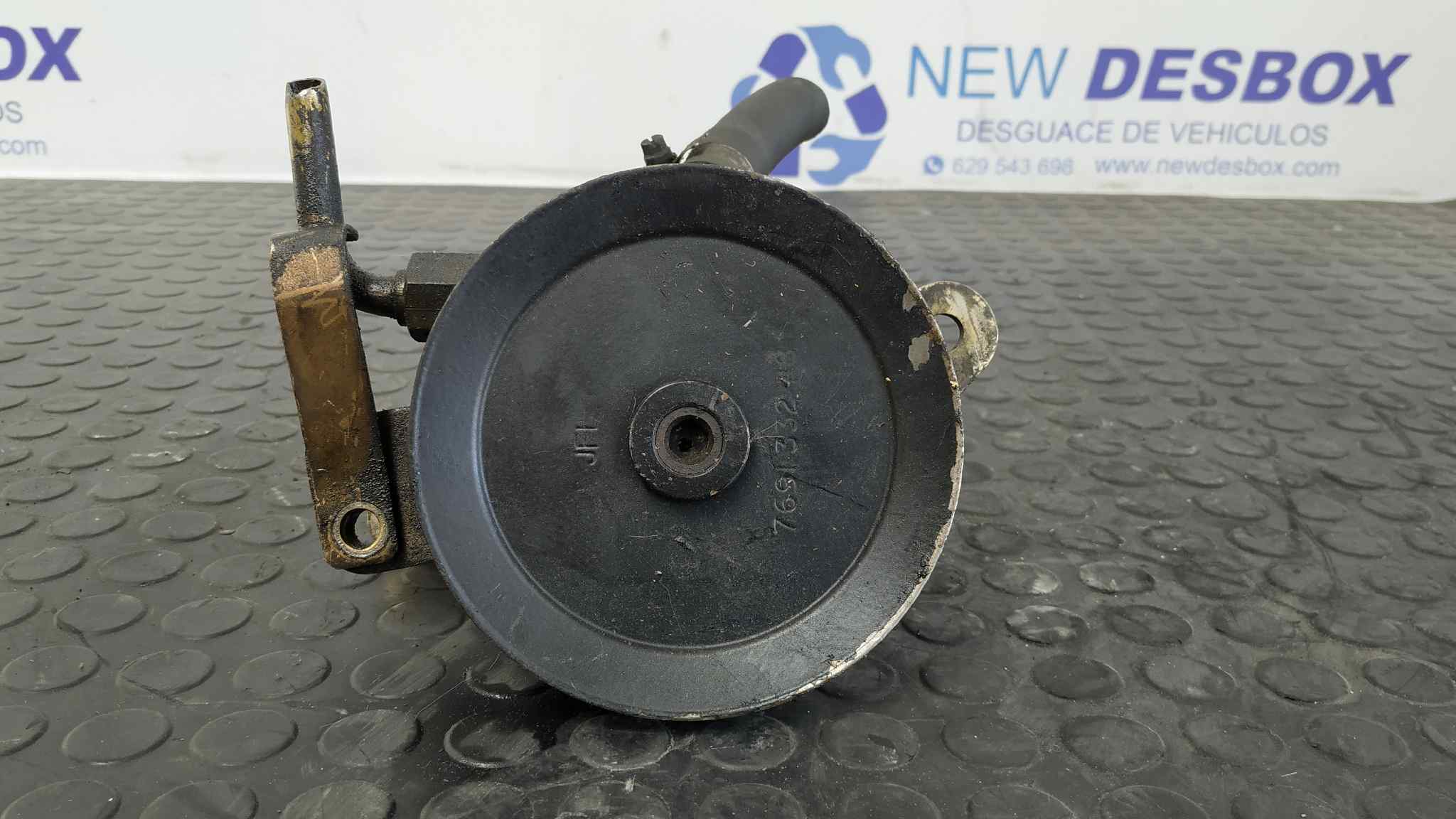 BOMBA DIRECCION NISSAN TRADE 100