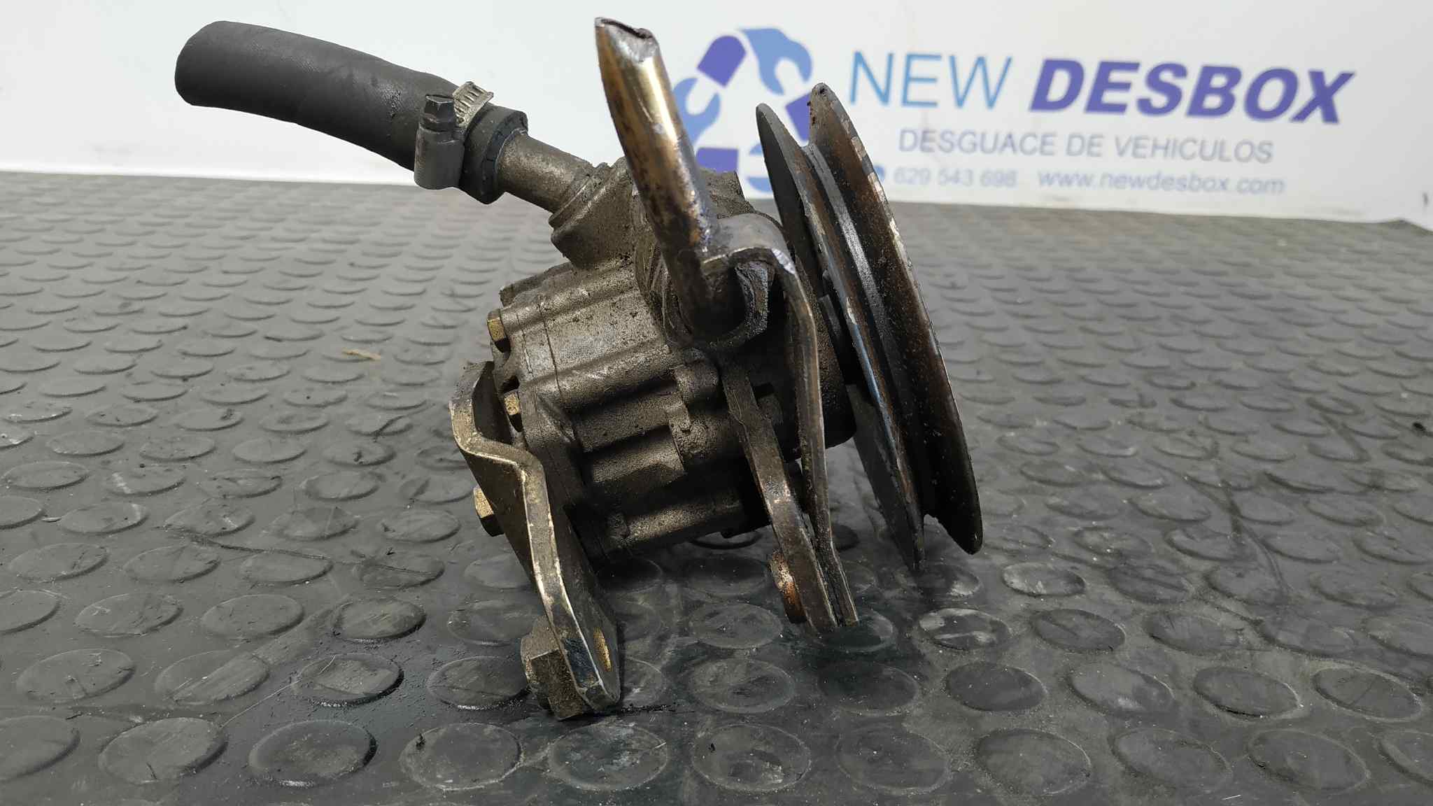 BOMBA DIRECCION NISSAN TRADE 100 - vista 4