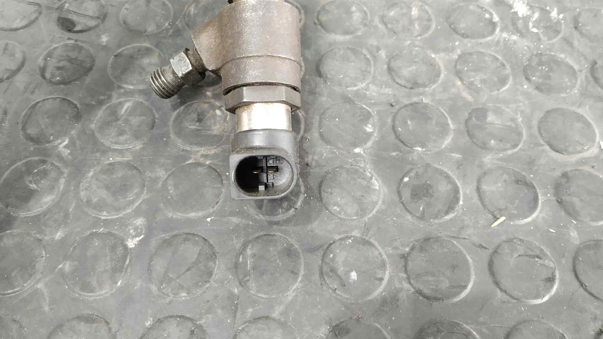 INYECTOR PEUGEOT 407 2.7 HDI FAP CAT (UHZ / DT17TED4) - vista 2