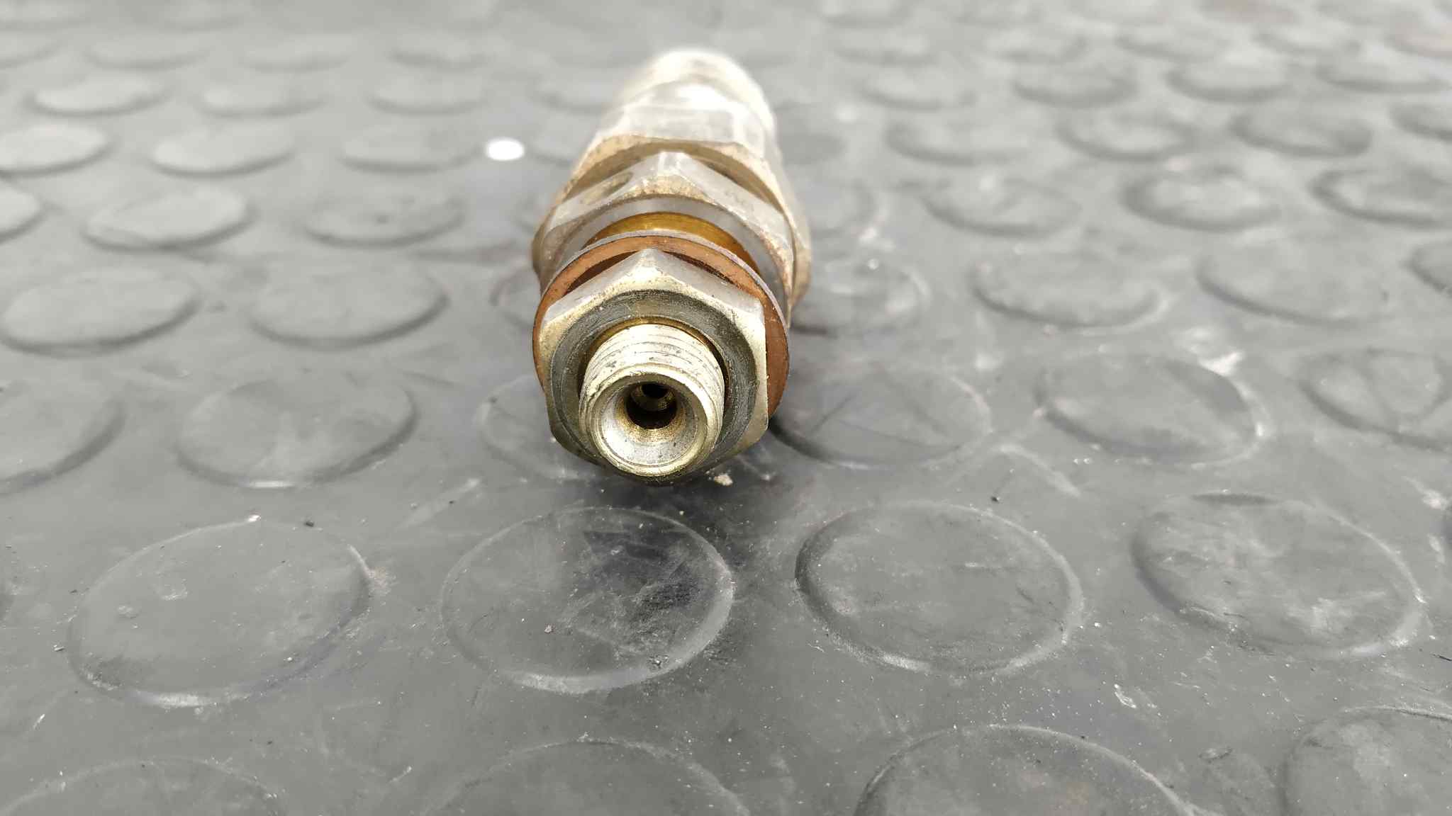 INYECTOR NISSAN ALMERA (N15) - vista 4