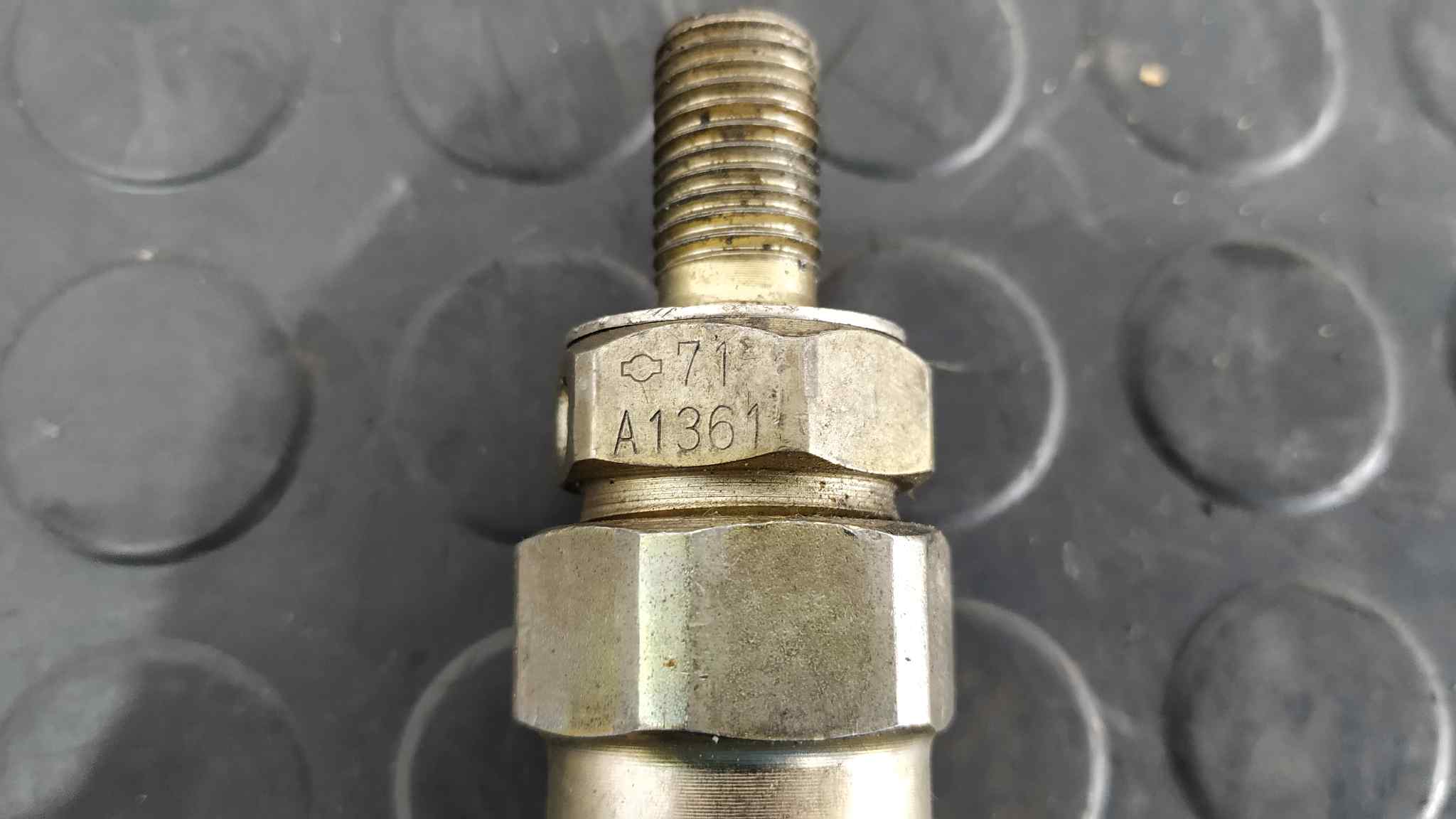 INYECTOR NISSAN ALMERA (N15) - vista 3