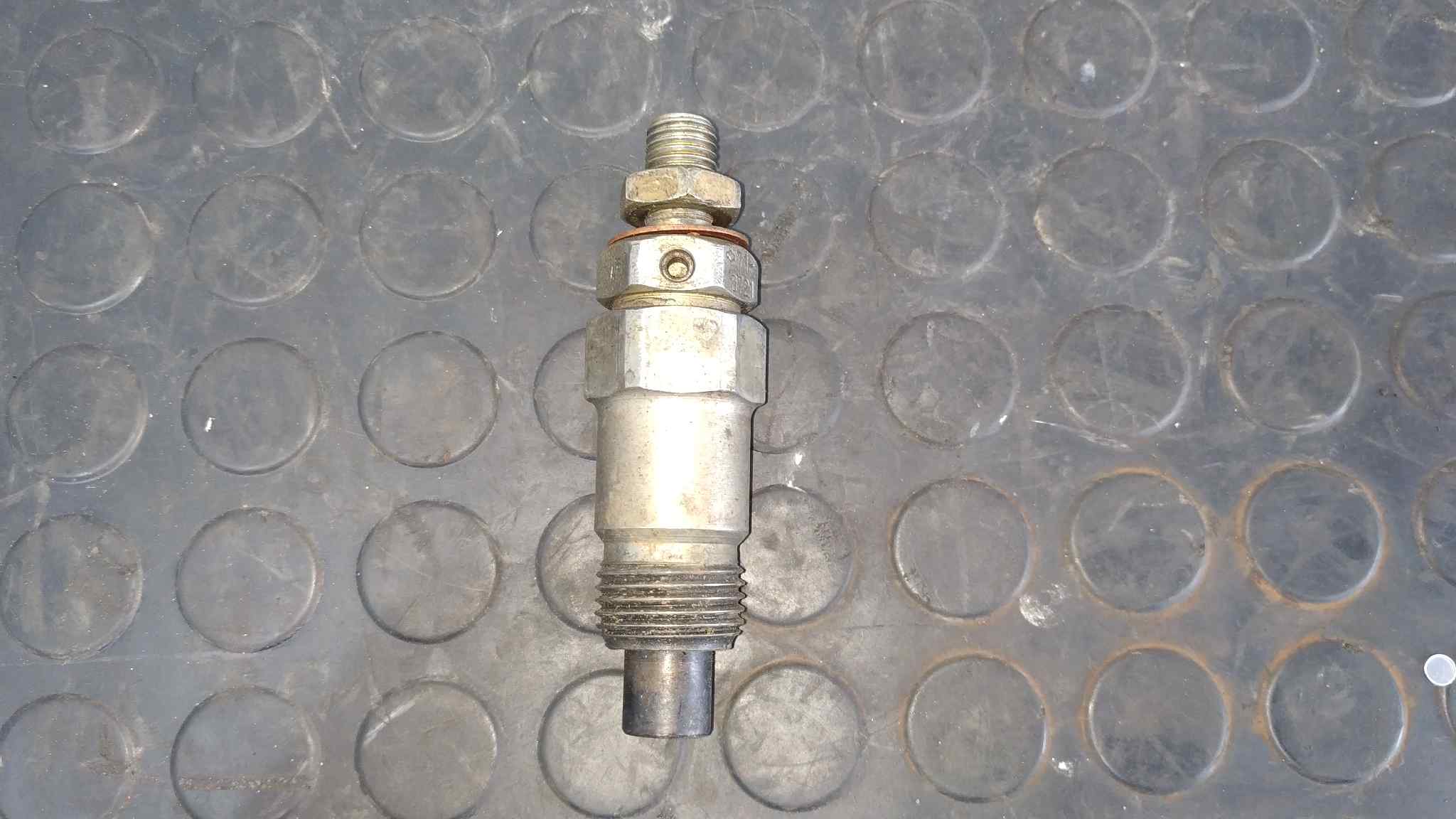 INYECTOR NISSAN PATROL (K/W160) - vista 2