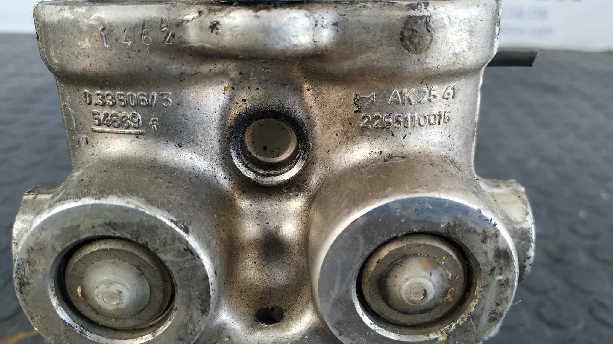 ABS MERCEDES-BENZ CLASE C (W202) - vista 2