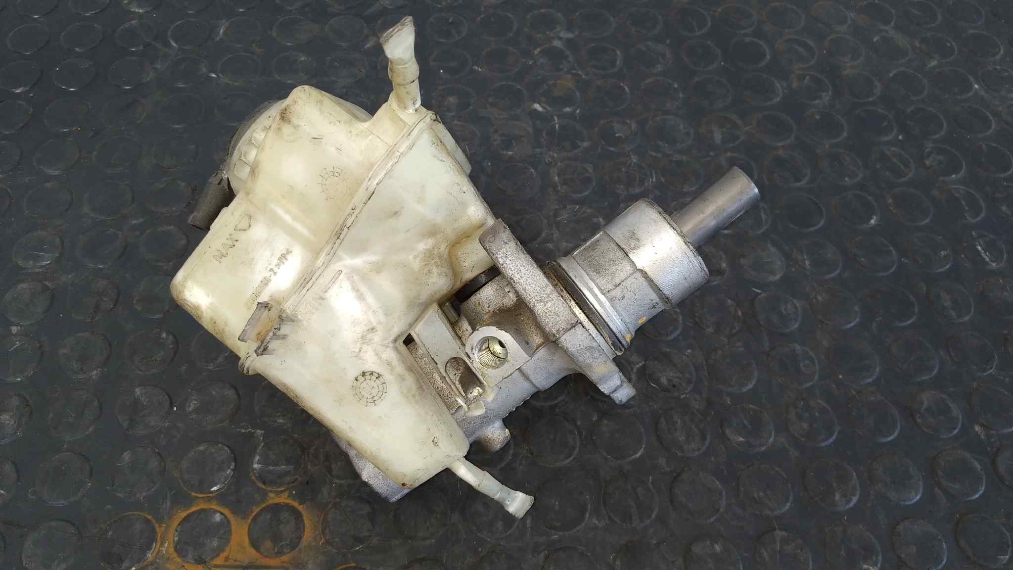 BOMBA FRENO BMW X5 (E53) - vista 2