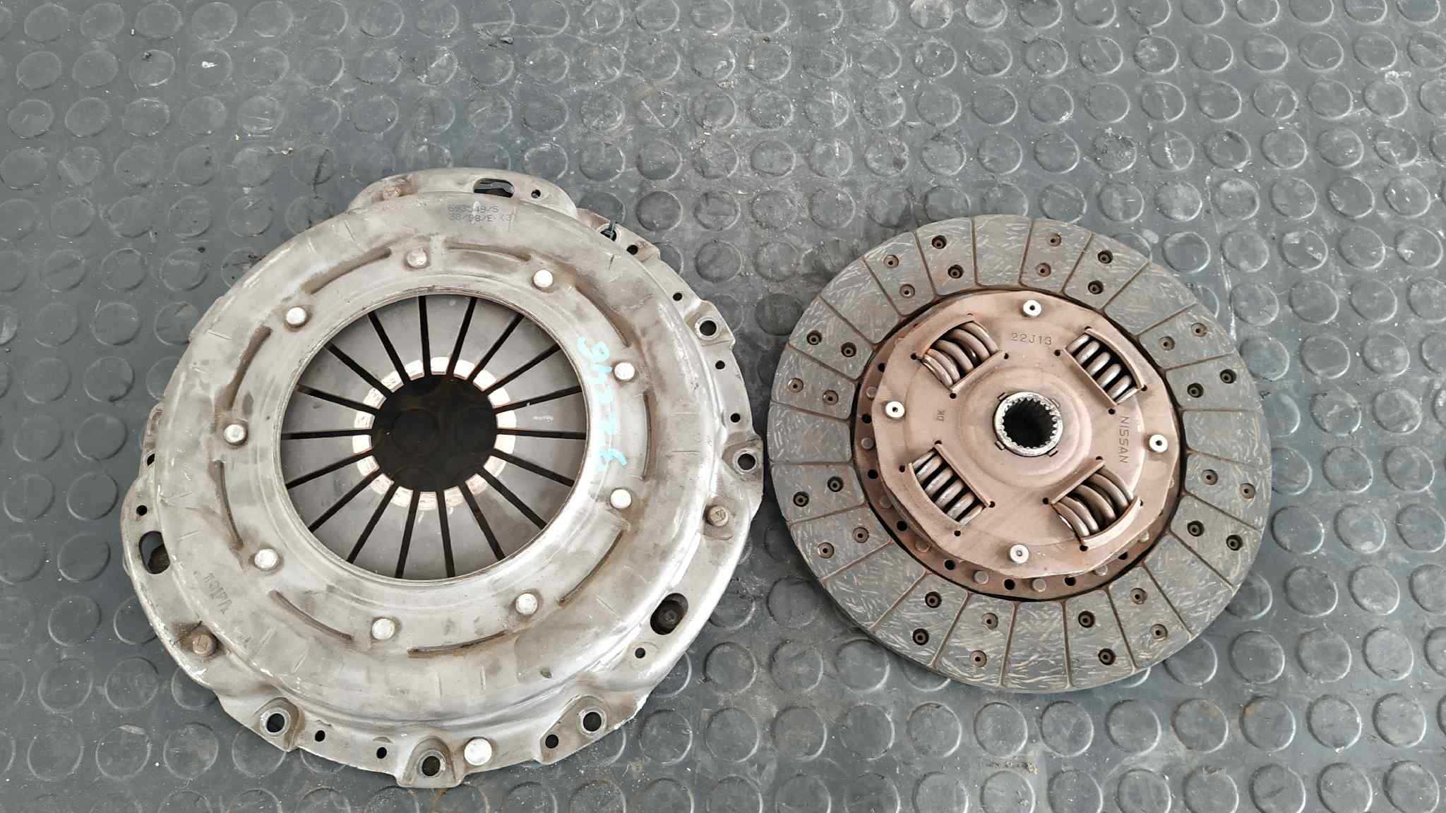 KIT EMBRAGUE NISSAN PATROL (K/W260)