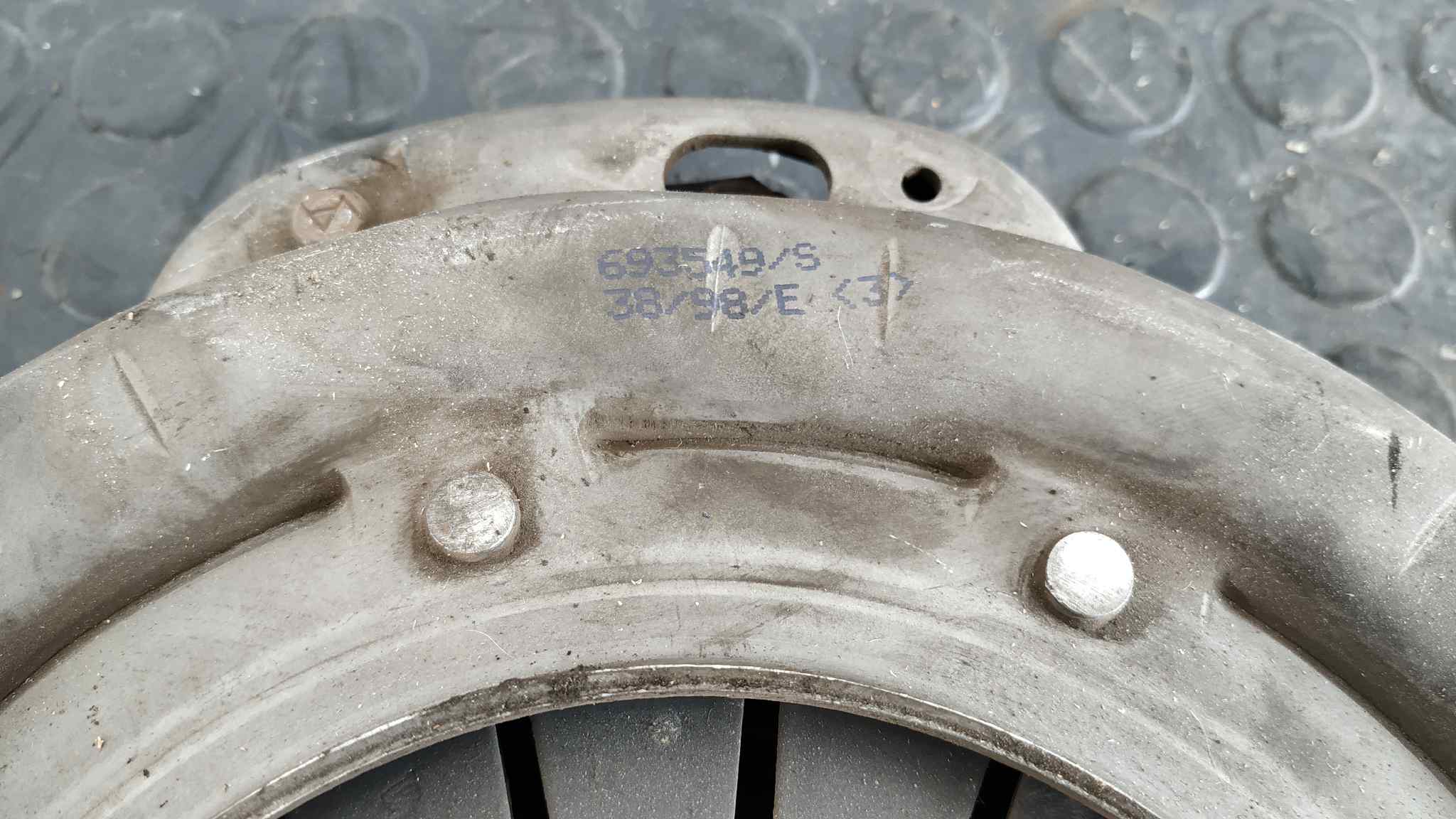 KIT EMBRAGUE NISSAN PATROL (K/W260) - vista 5