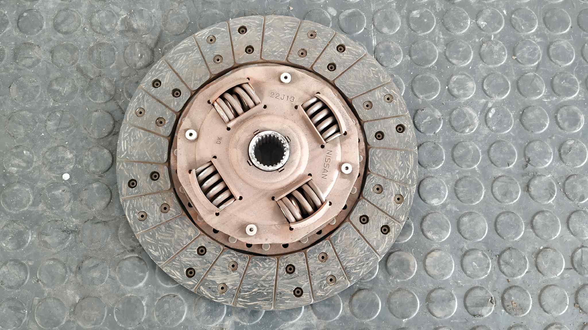 KIT EMBRAGUE NISSAN PATROL (K/W260) - vista 2