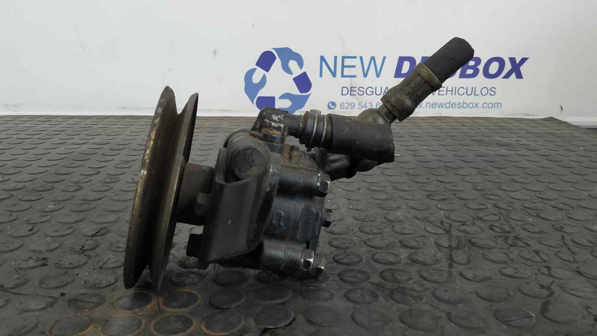 BOMBA DIRECCION NISSAN TERRANO (WD21) - vista 7