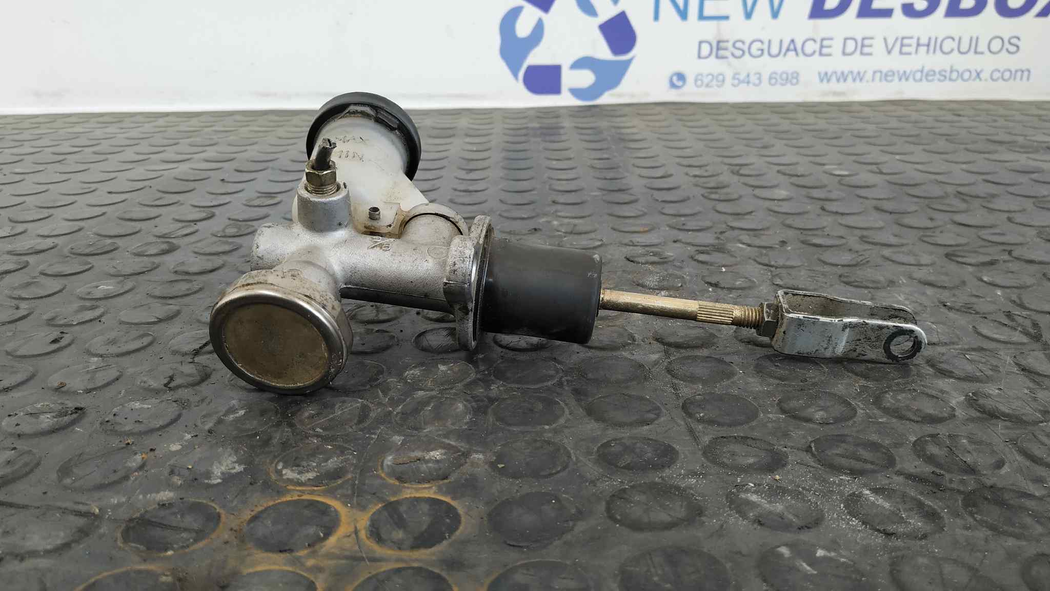 BOMBA EMBRAGUE NISSAN MAXIMA QX (CA33) - vista 2