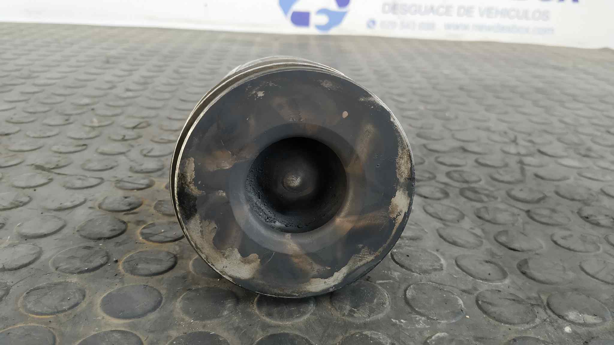 PISTON IVECO DAILY COMBI - vista 2