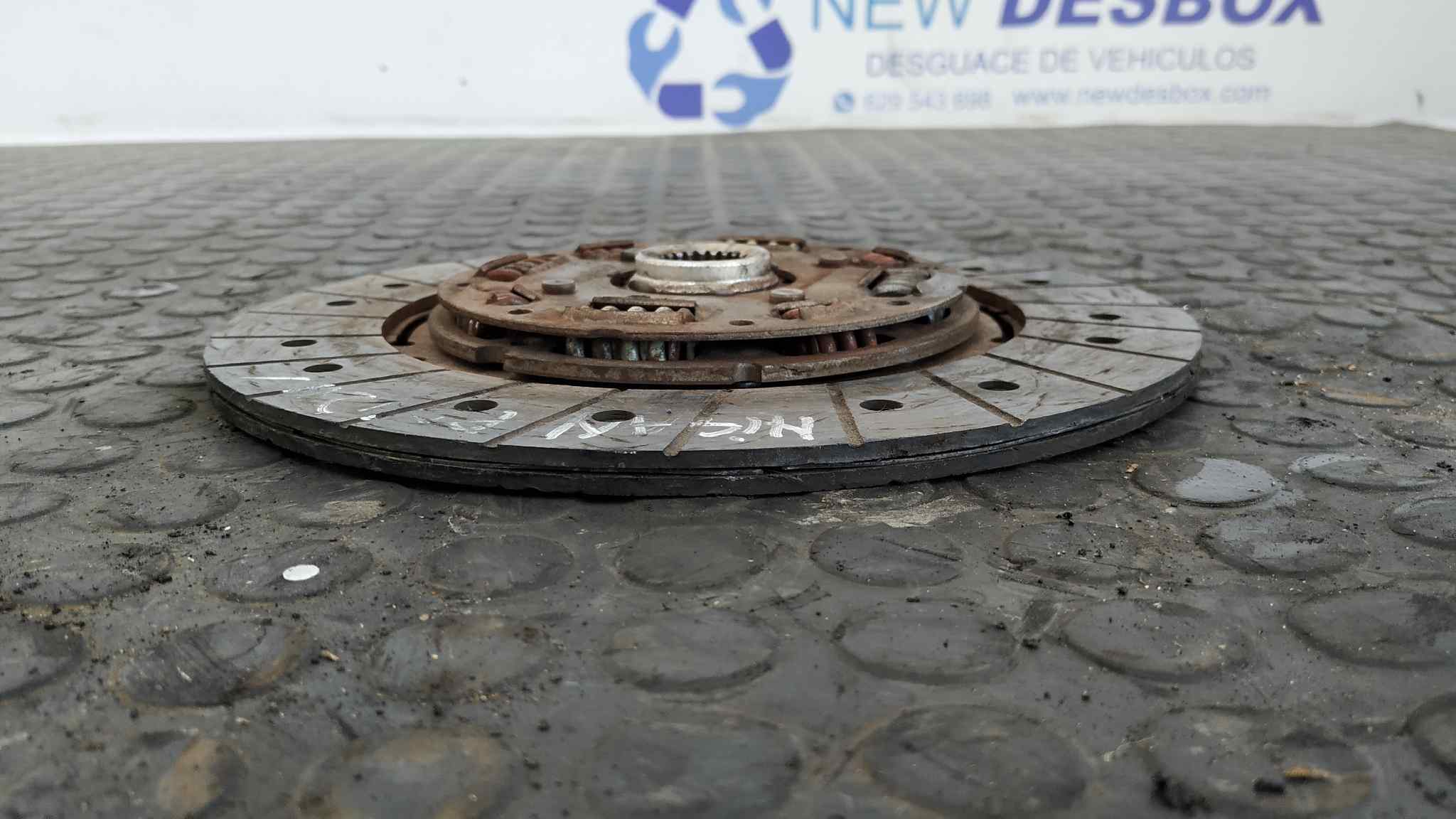 KIT EMBRAGUE NISSAN PATROL (K/W260) - vista 2