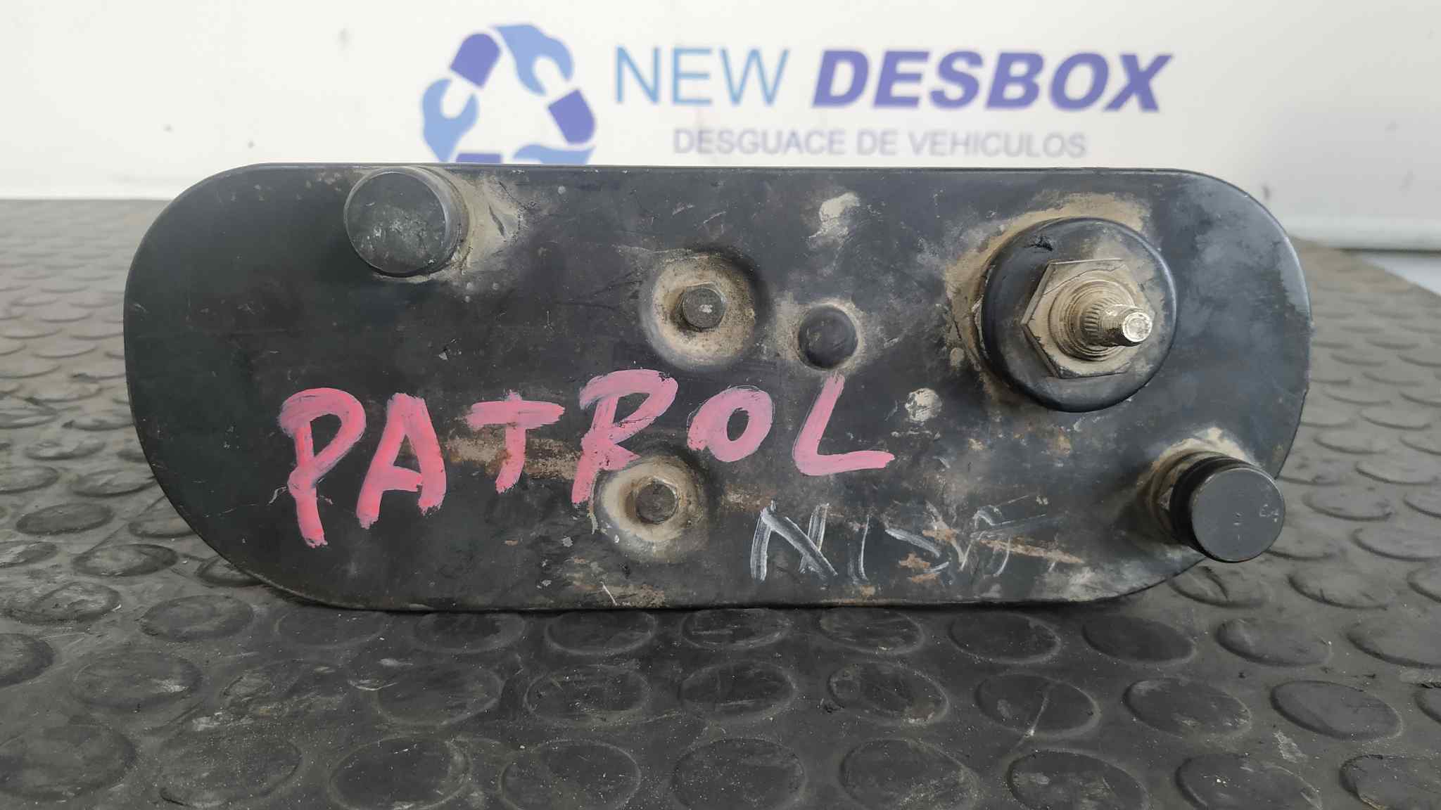 MOTOR LIMPIA TRASERO NISSAN PATROL (K/W160) - vista 4