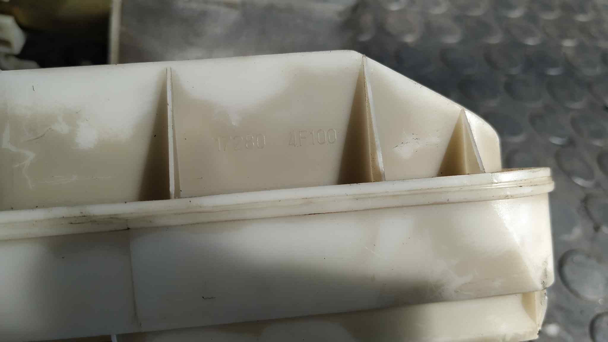 AFORADOR NISSAN MICRA (K11) - vista 7