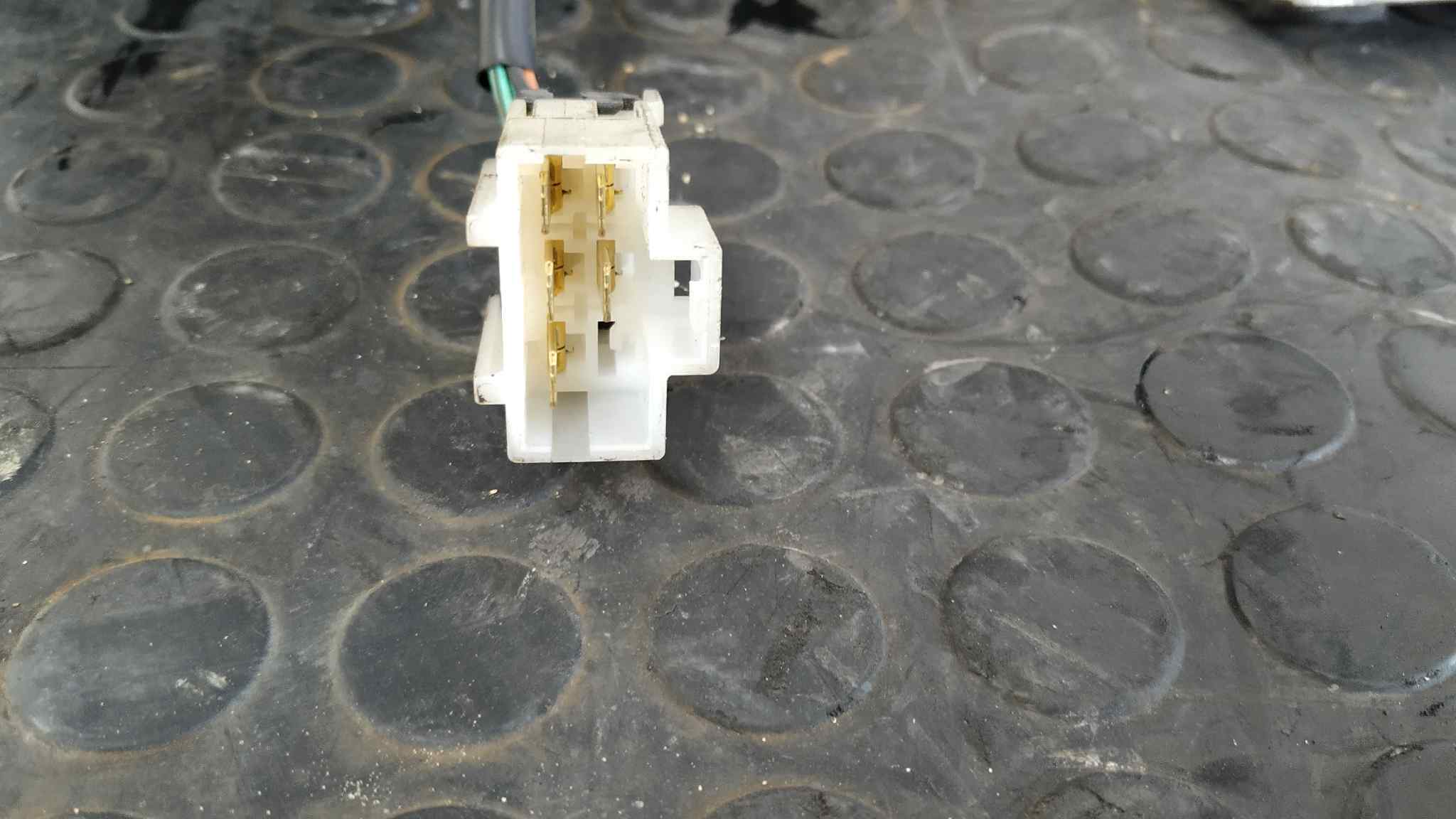 MOTOR LIMPIA DELANTERO NISSAN CABSTAR - vista 5