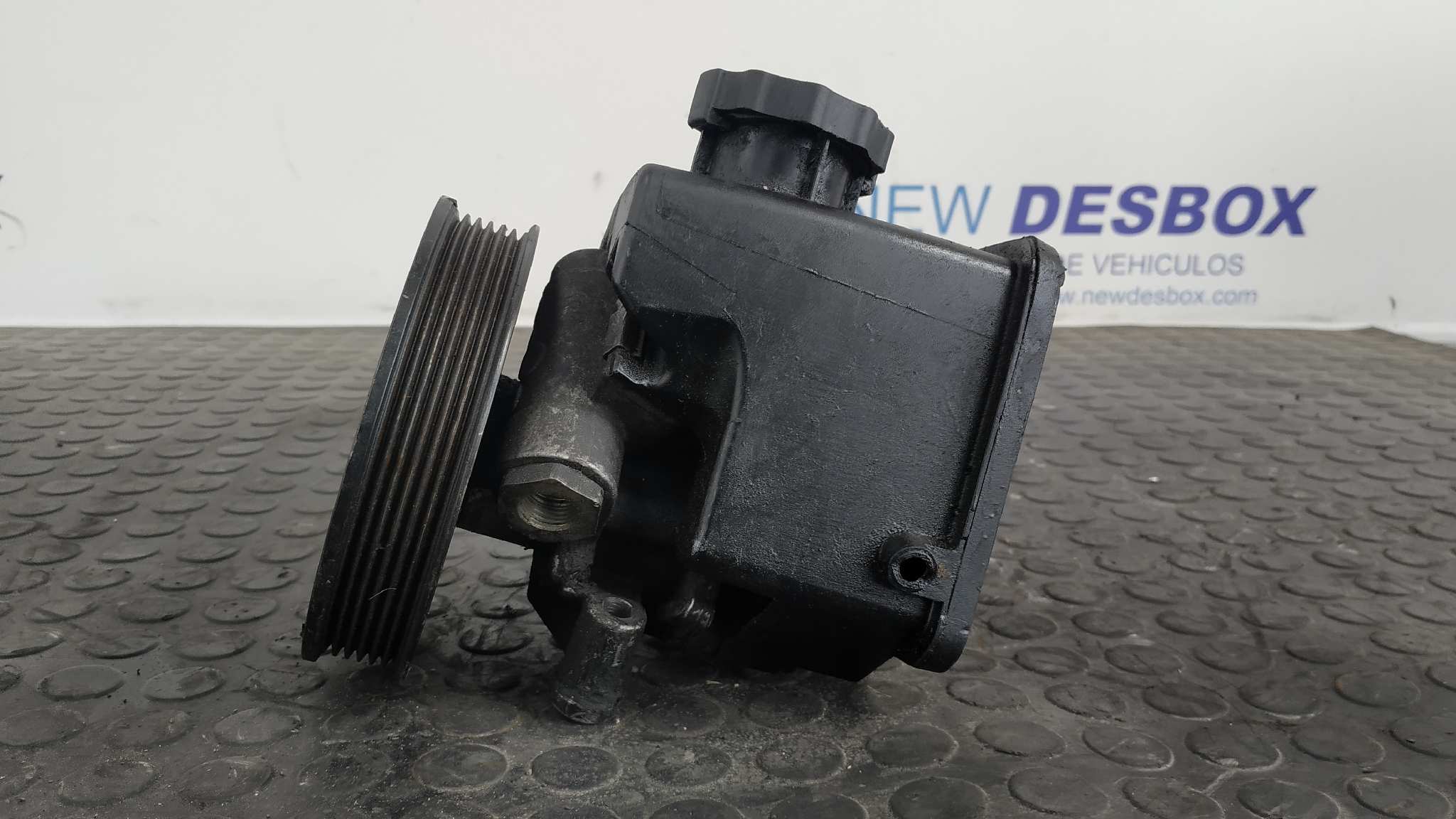 BOMBA DIRECCION MERCEDES-BENZ SPRINTER 02.00 -> CAJA ABIERTA 313 CDI (903.611-612-613) - vista 3