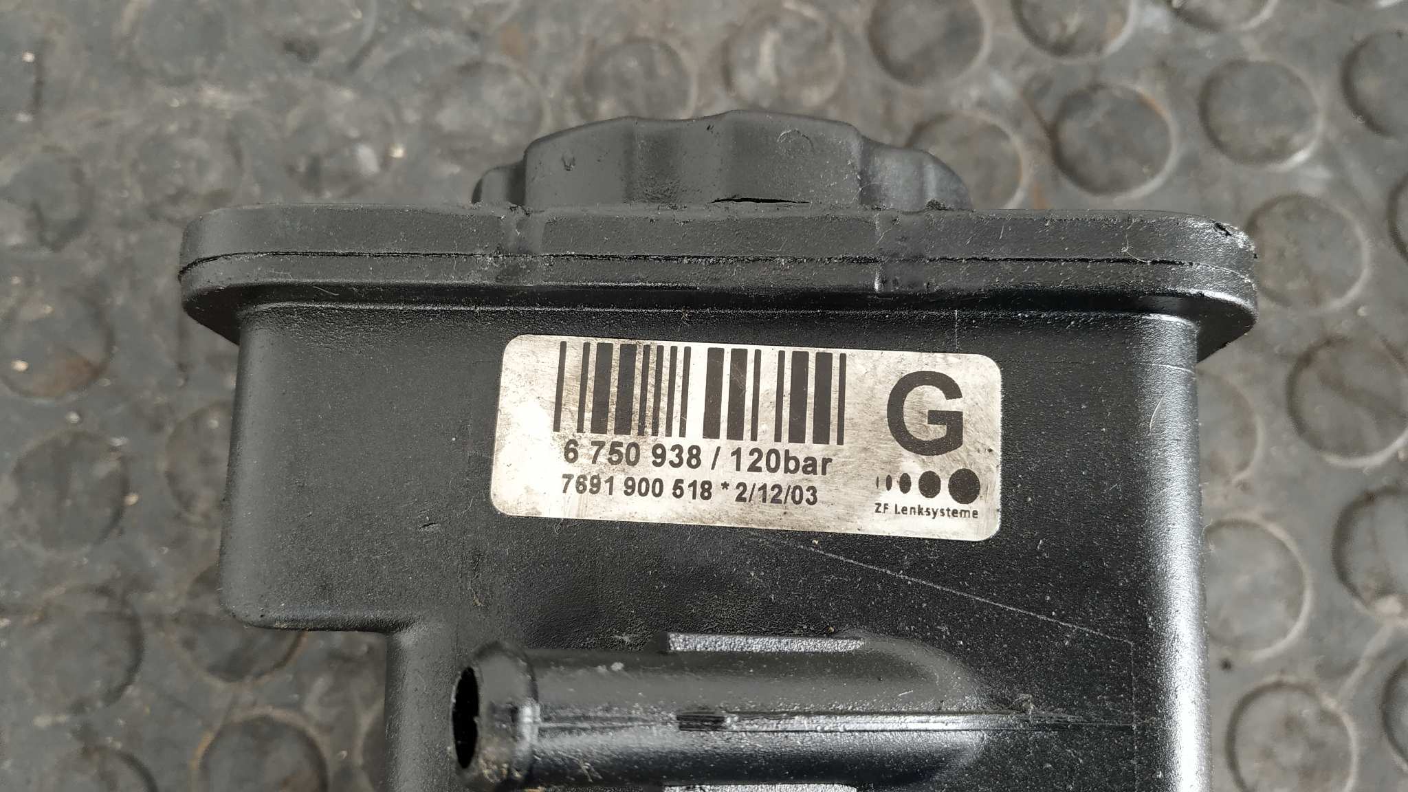 BOMBA DIRECCION BMW SERIE 5 BERLINA (E39) - vista 5