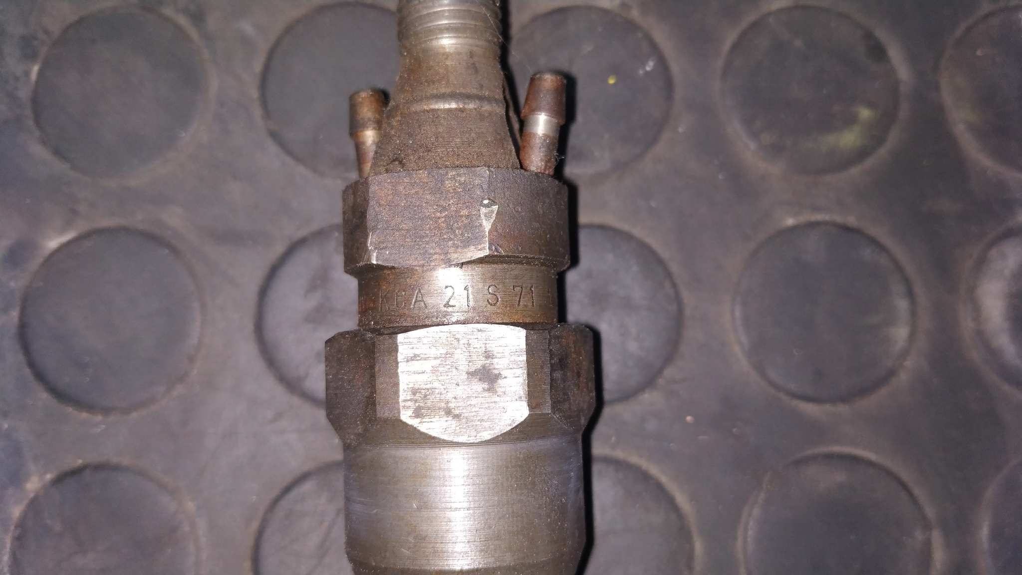 INYECTOR BMW SERIE 5 BERLINA (E39) - vista 4