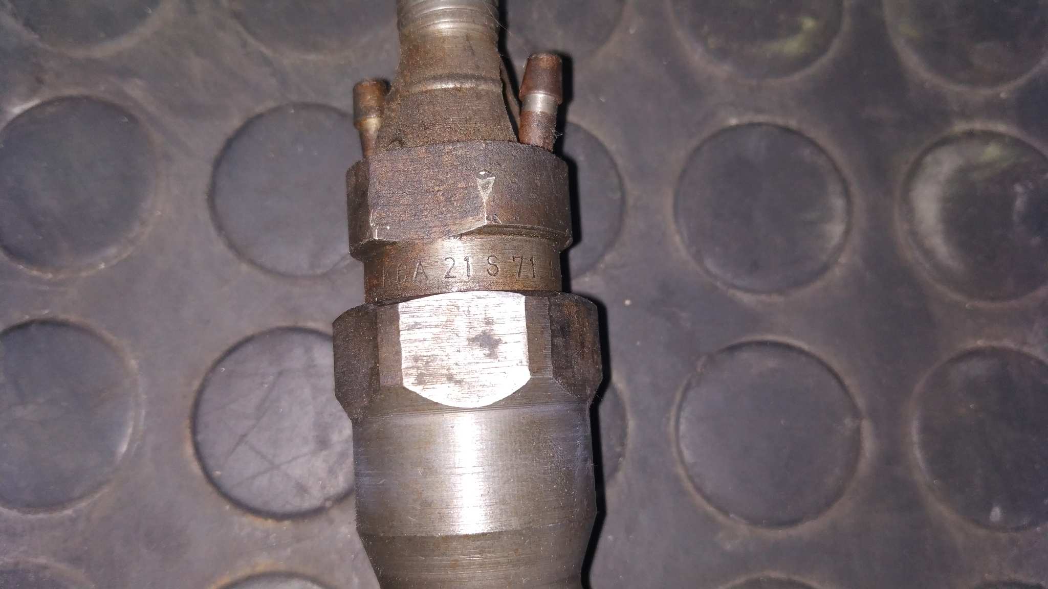 INYECTOR BMW SERIE 5 BERLINA (E39) - vista 2