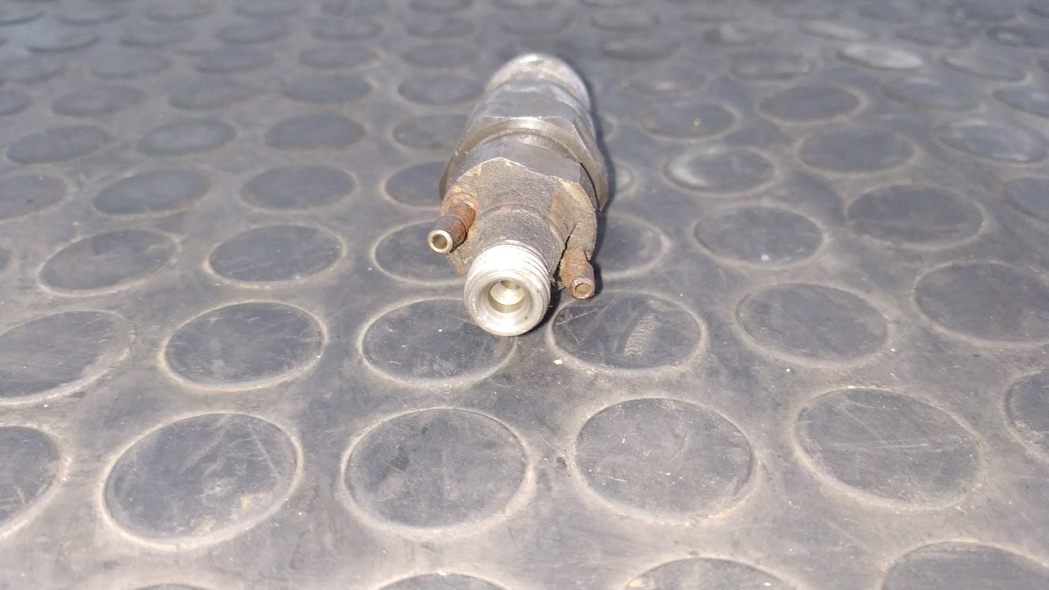 INYECTOR BMW SERIE 5 BERLINA (E39) - vista 3