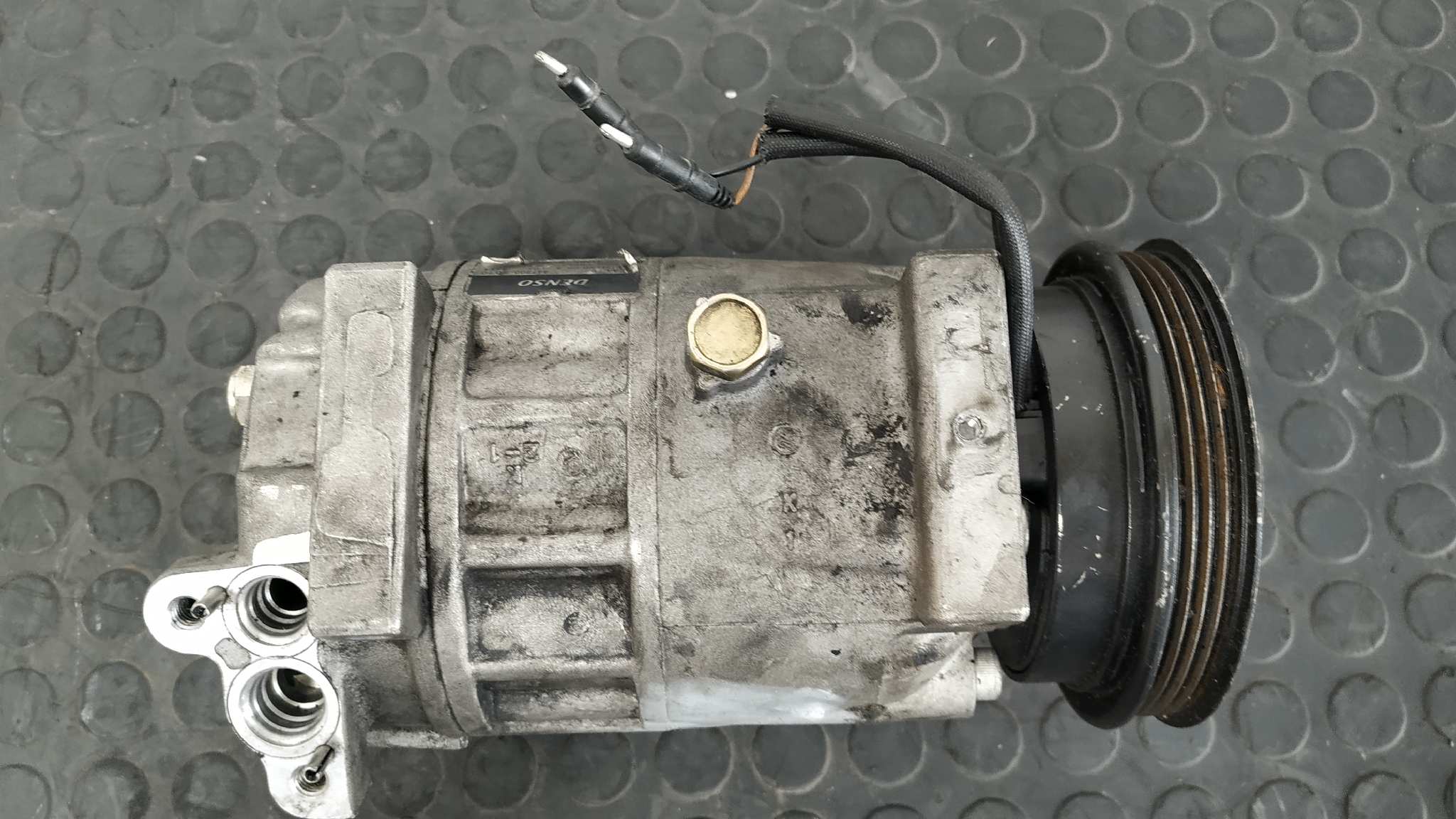 COMPRESOR AIRE ACONDICIONADO OPEL OMEGA B 2.5 TURBODIESEL (X 25 TD / U 25 TD / L93) - vista 4