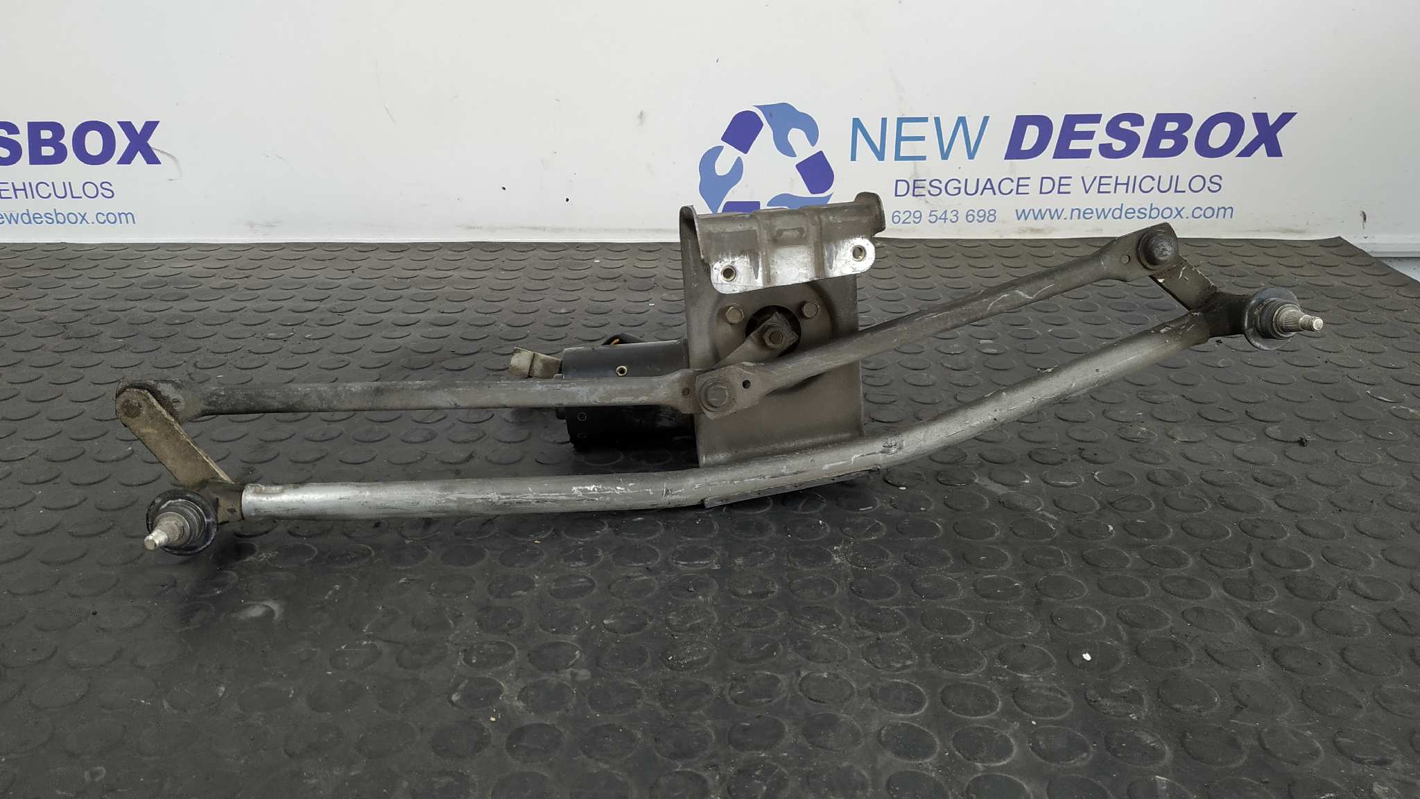 MOTOR LIMPIA DELANTERO MERCEDES-BENZ SPRINTER CAJA ABIERTA/DOBLE CAB. (SERIE 901-904) - vista 4