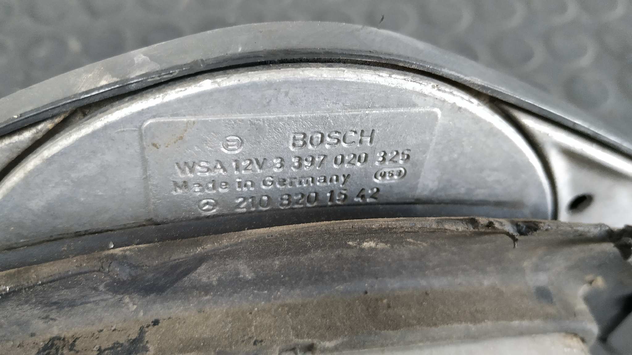 MOTOR LIMPIA DELANTERO MERCEDES-BENZ CLASE E (W210) BERLINA DIESEL - vista 2