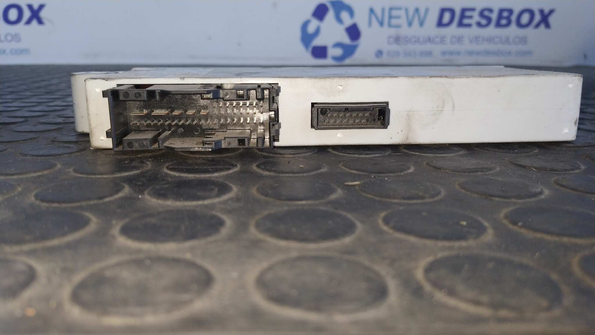 MODULO CONFORT BMW SERIE 1 BERLINA (E81/E87) - vista 3