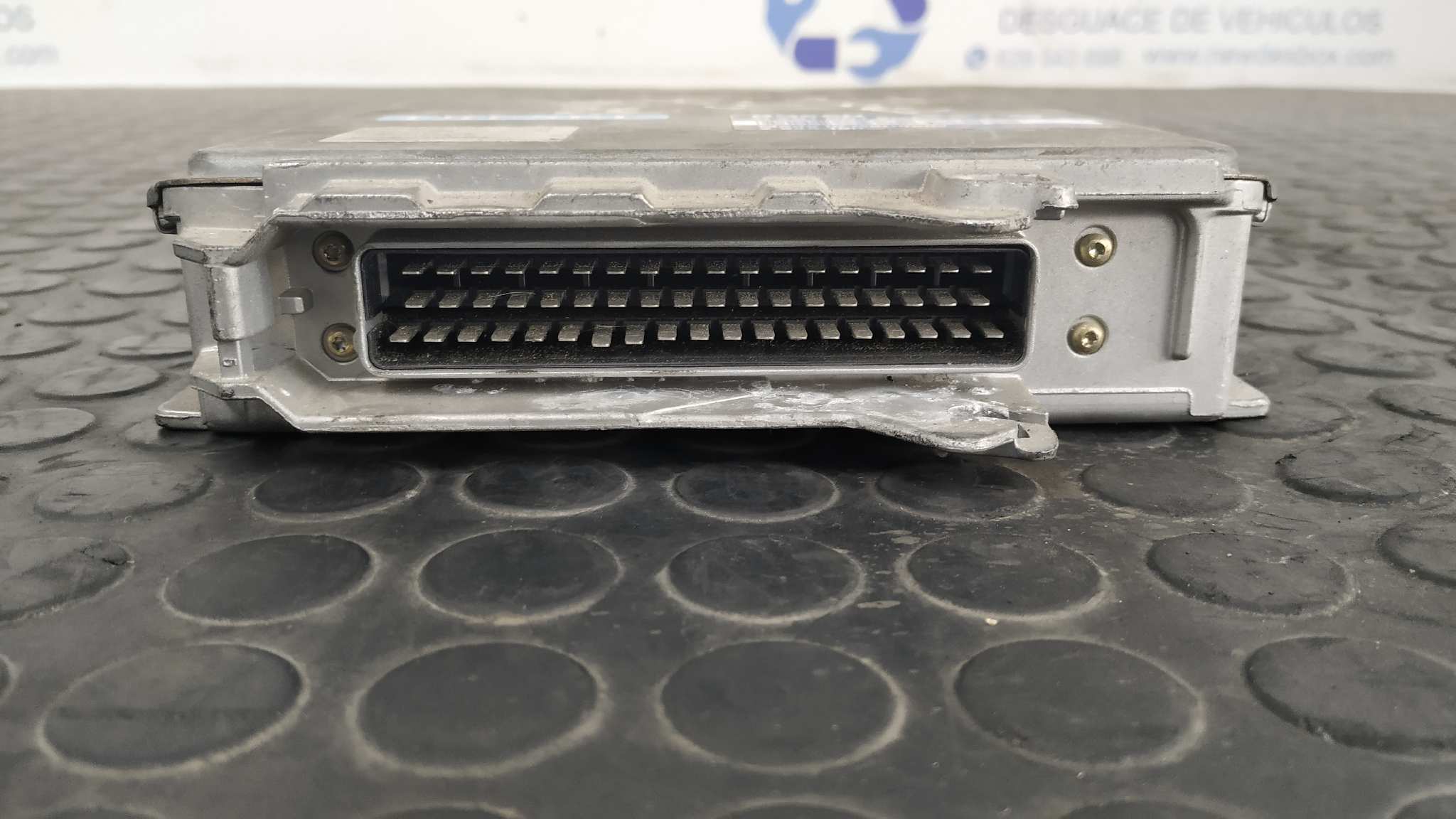 CENTRALITA MOTOR UCE BMW SERIE 3 BERLINA (E36) - vista 4