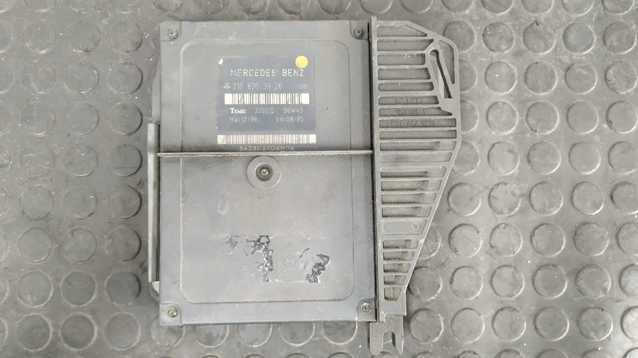 CENTRALITA MOTOR UCE MERCEDES CLASE E (W210)